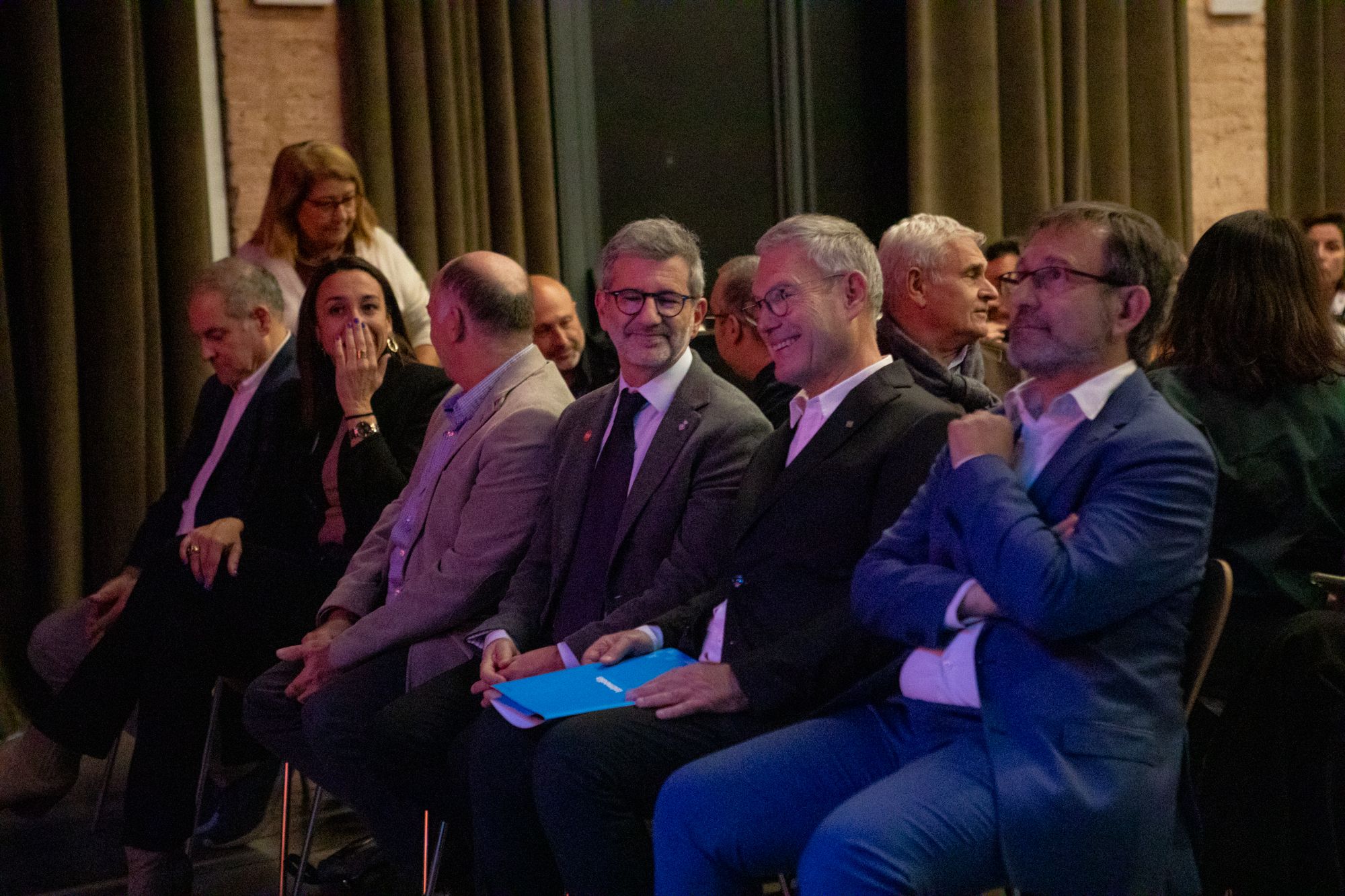 A l'acte han assistir autoritats polítiques.  FOTO: Joana Arribas (TOT Sant Cugat)