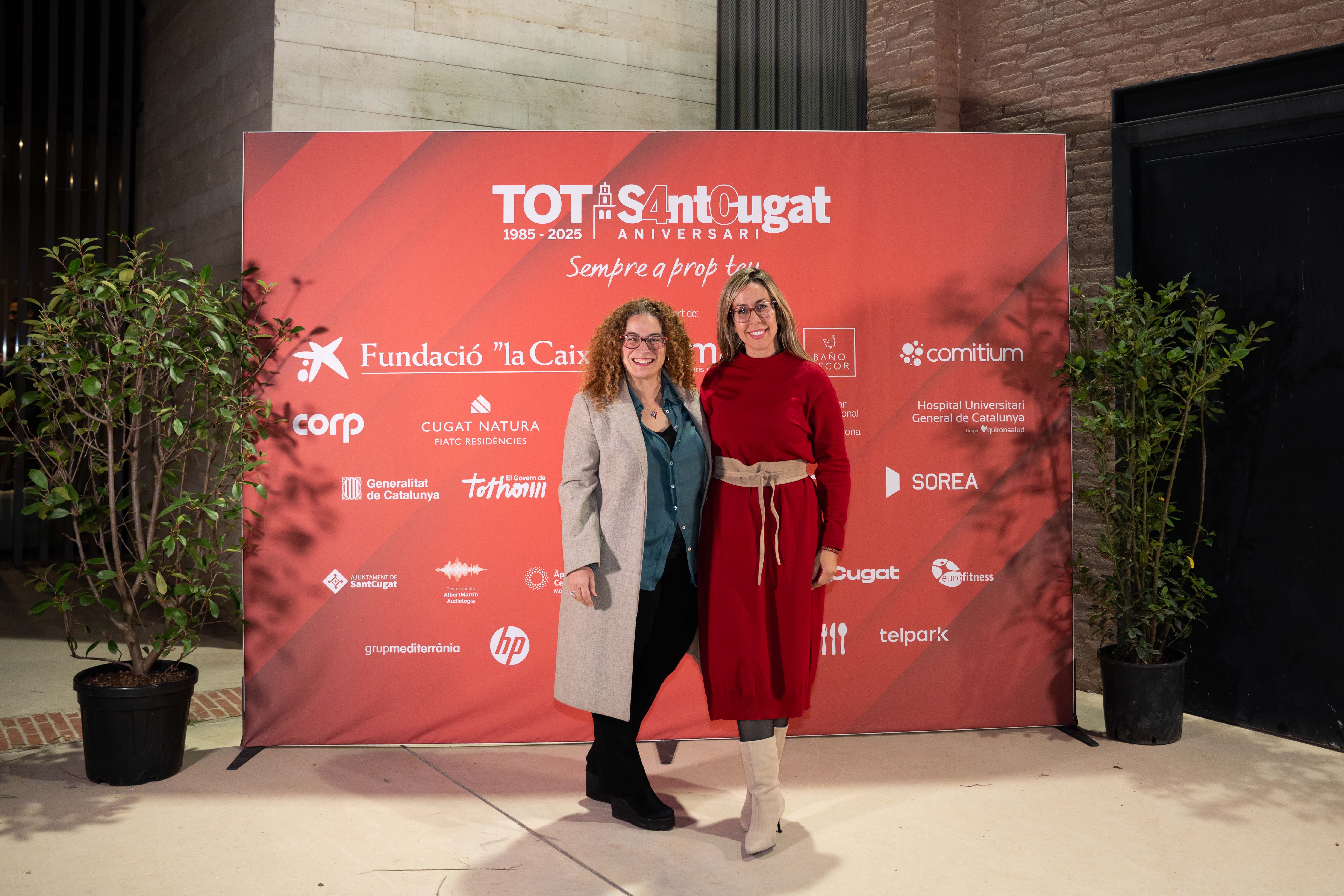 Photocall de l'acte institucional dels 40 anys del TOT Sant Cugat FOTO: Carmen de Olazabal (TOT Sant Cugat)