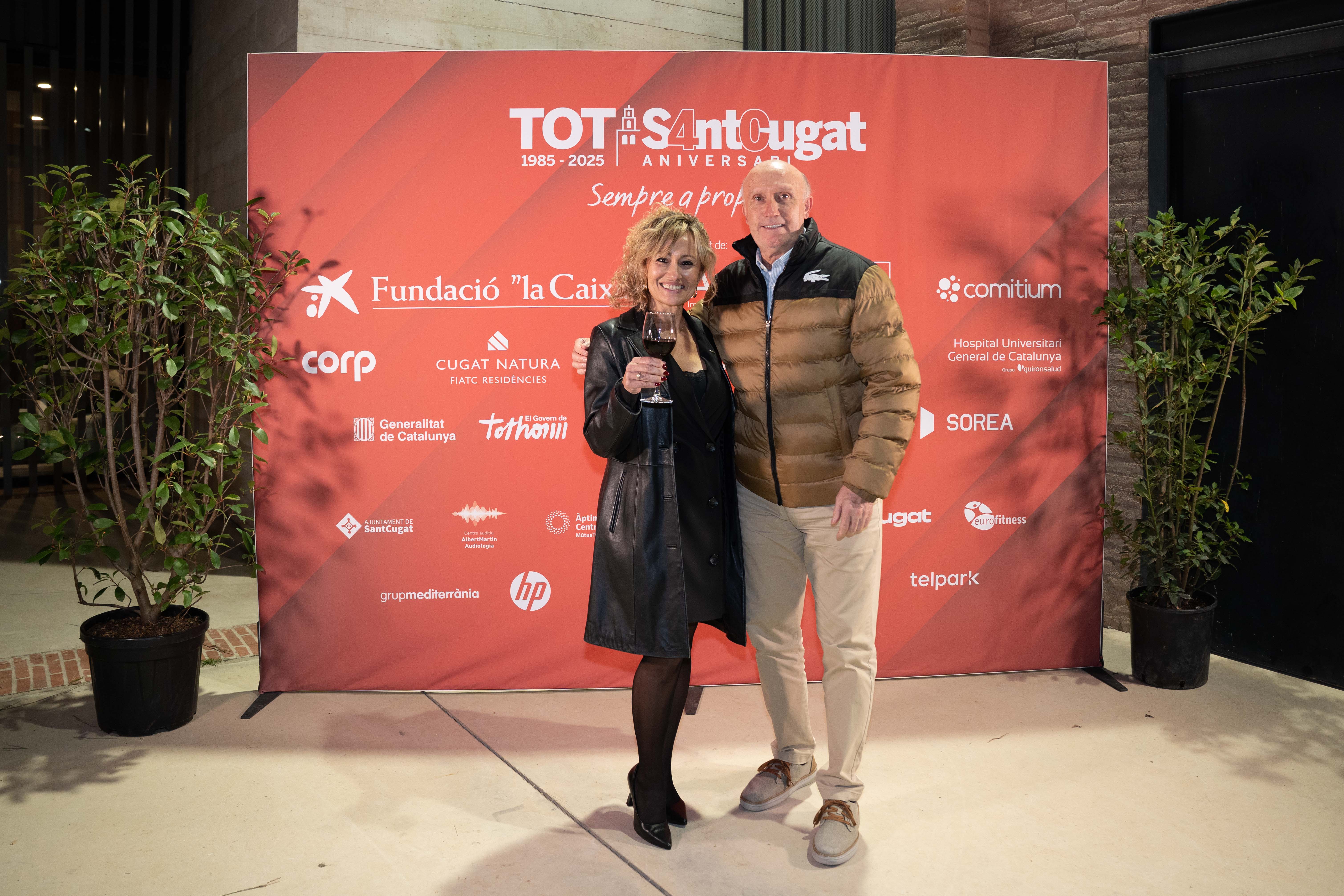 Photocall de l'acte institucional dels 40 anys del TOT Sant Cugat FOTO: Carmen de Olazabal (TOT Sant Cugat)