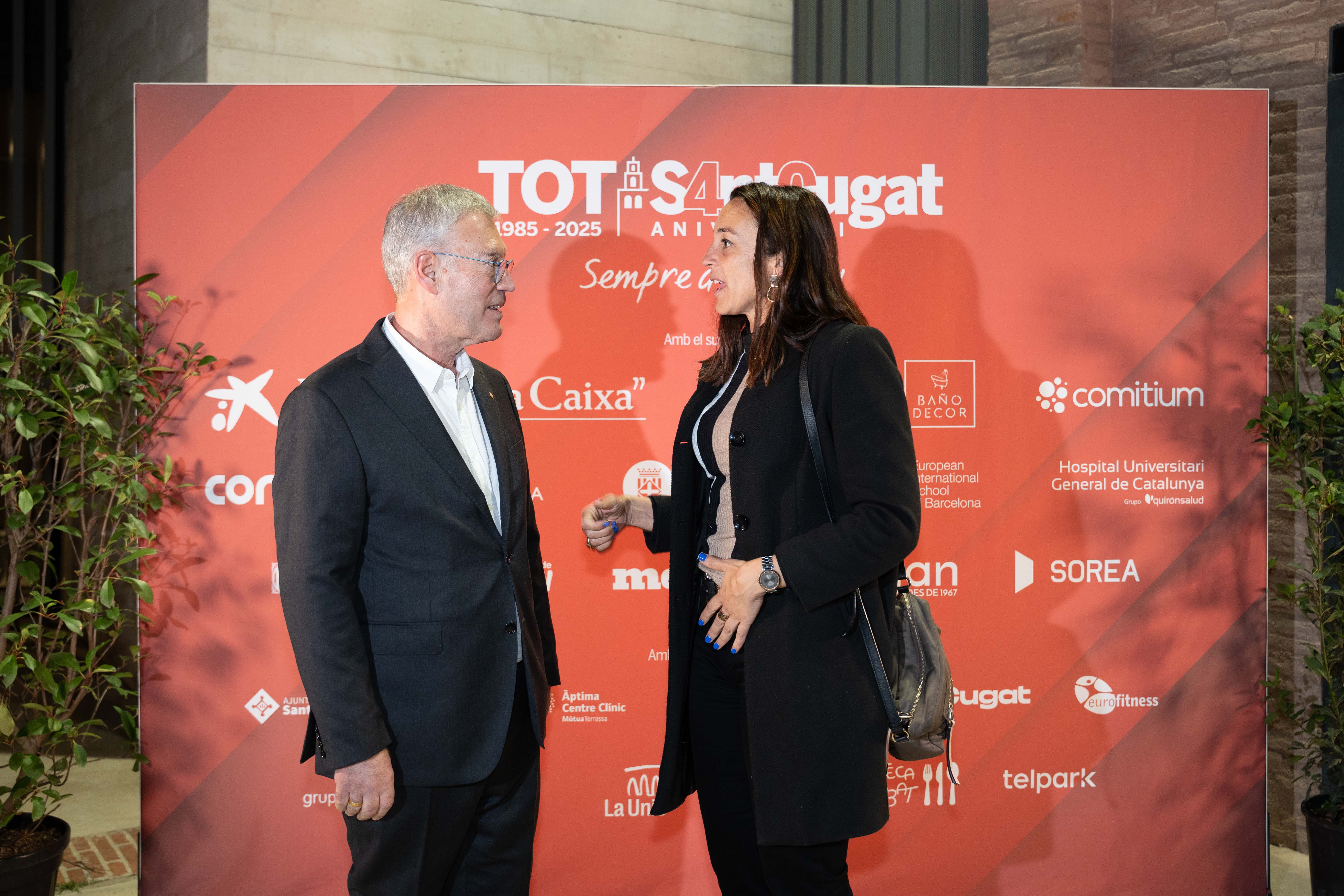Photocall de l'acte institucional dels 40 anys del TOT Sant Cugat FOTO: Carmen de Olazabal (TOT Sant Cugat)
