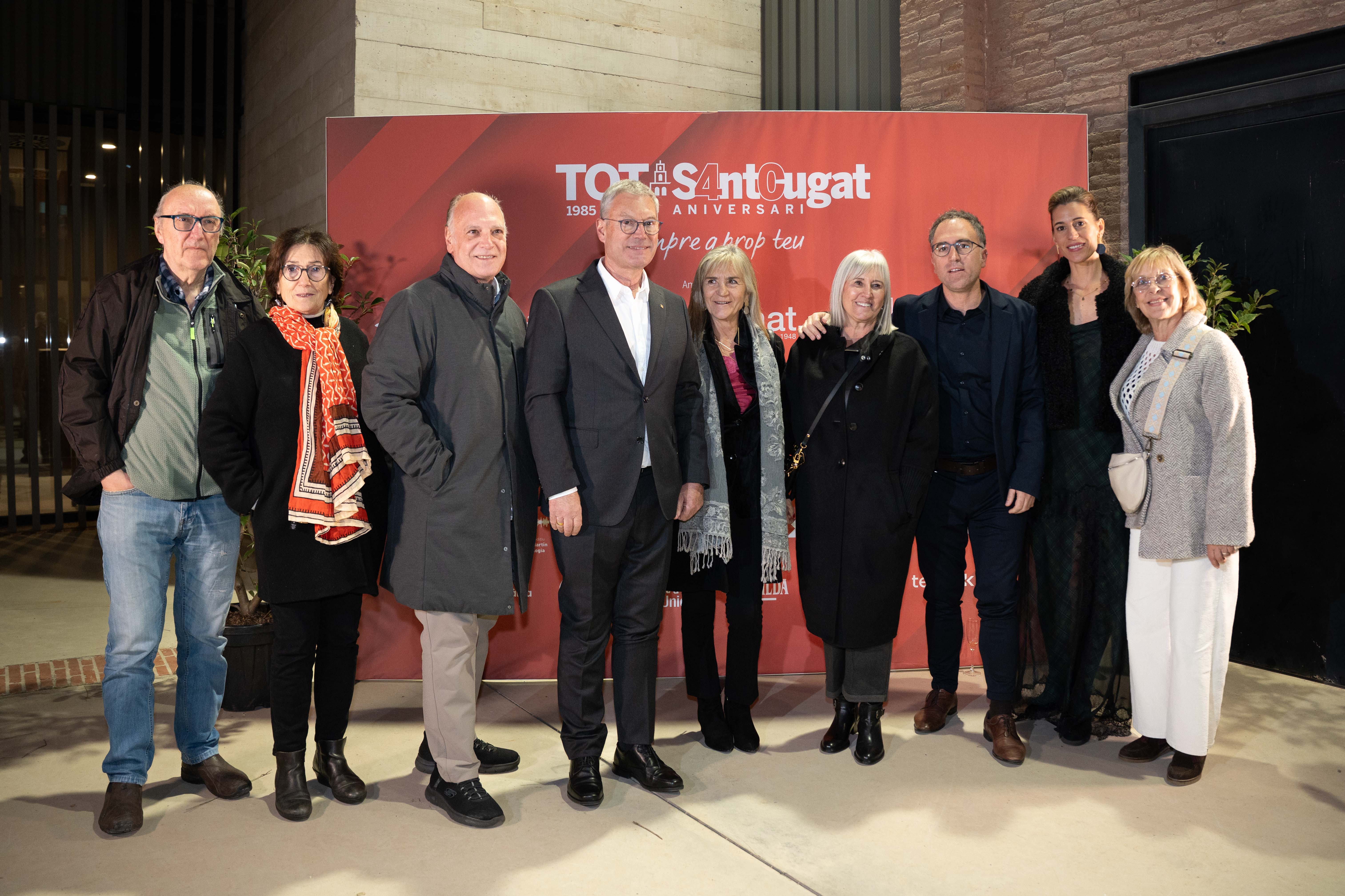 Photocall de l'acte institucional dels 40 anys del TOT Sant Cugat FOTO: Carmen de Olazabal (TOT Sant Cugat)