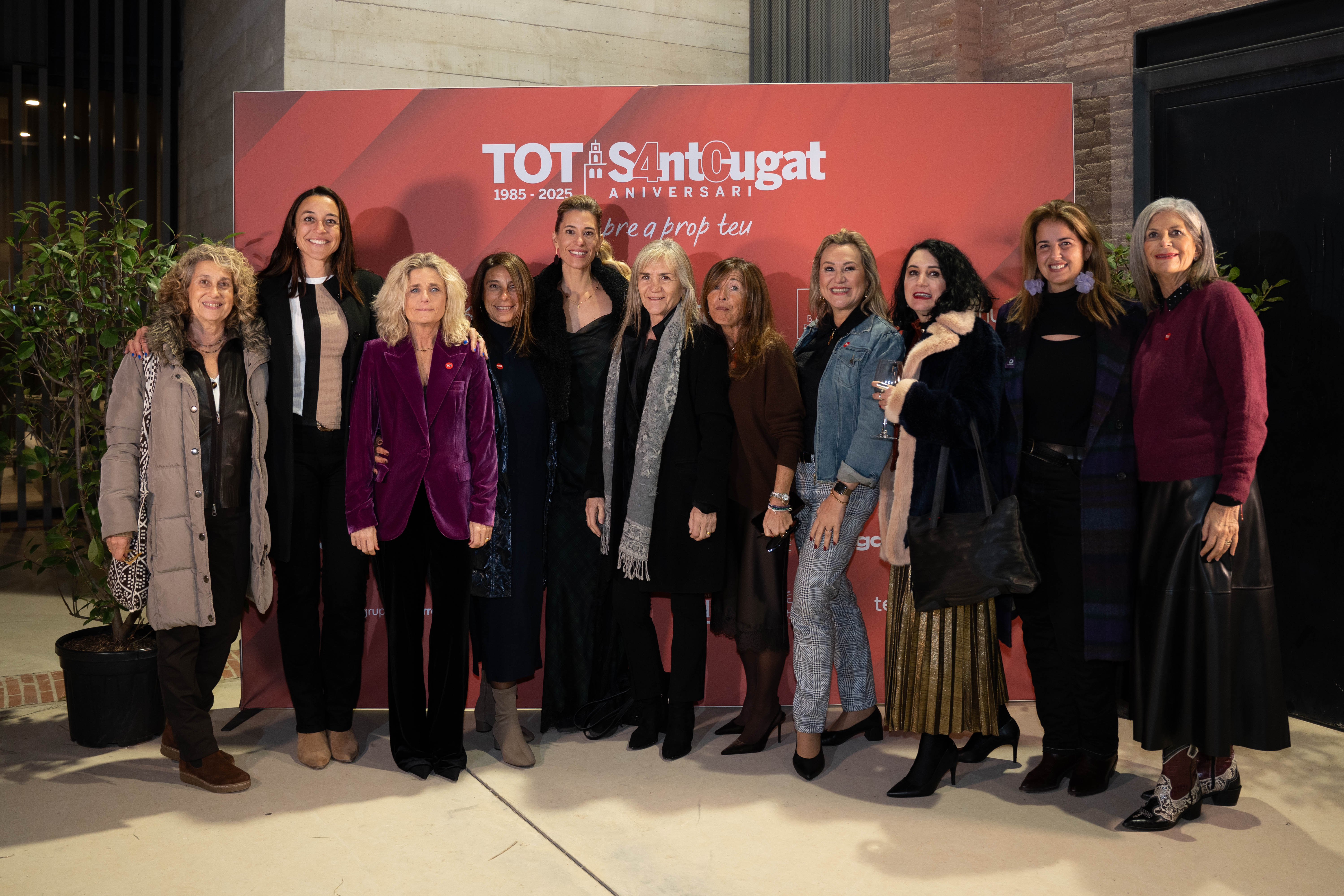 Photocall de l'acte institucional dels 40 anys del TOT Sant Cugat FOTO: Carmen de Olazabal (TOT Sant Cugat)