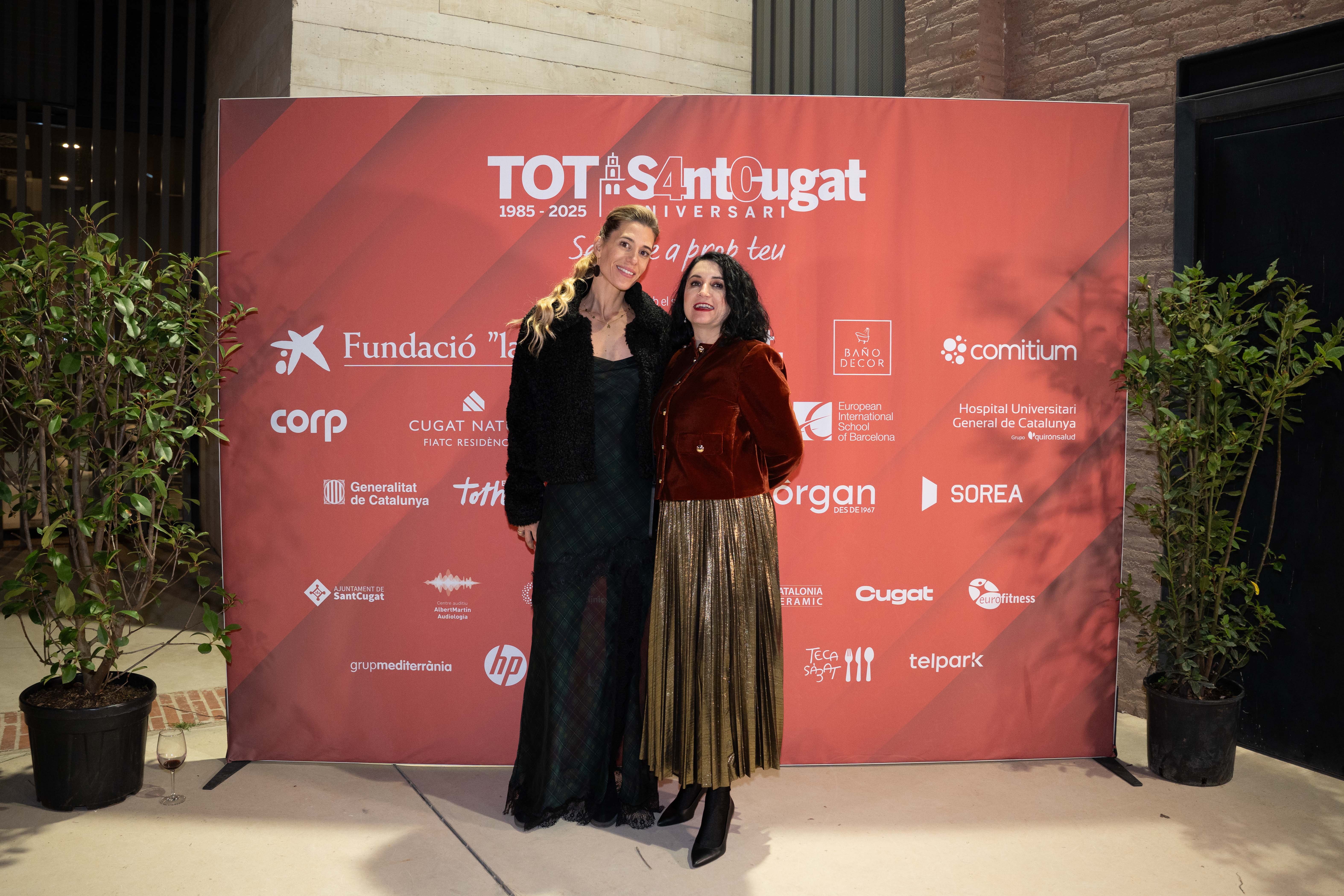 Photocall de l'acte institucional dels 40 anys del TOT Sant Cugat FOTO: Carmen de Olazabal (TOT Sant Cugat)