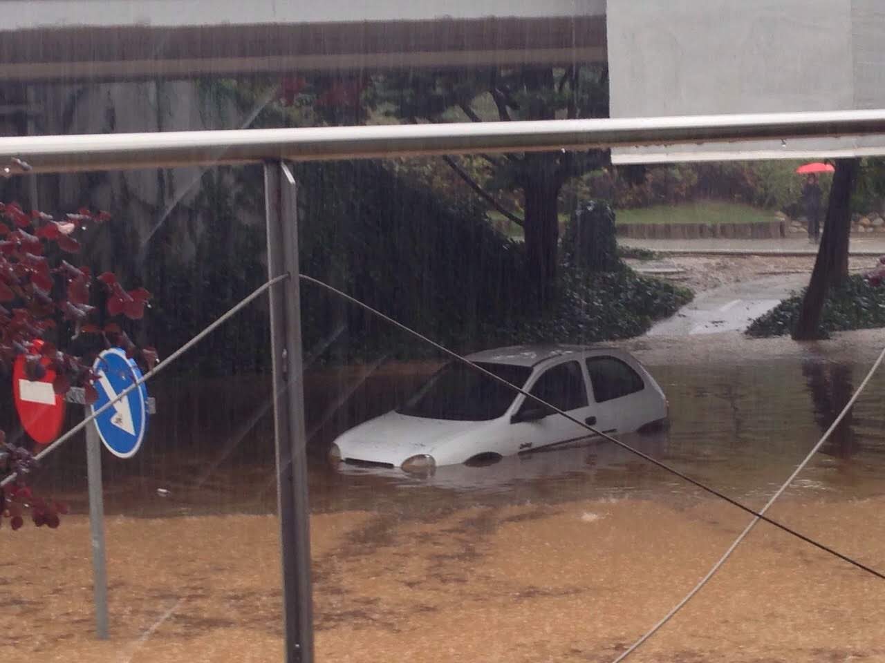 Pluja ruxat inundacio ponts enllaç