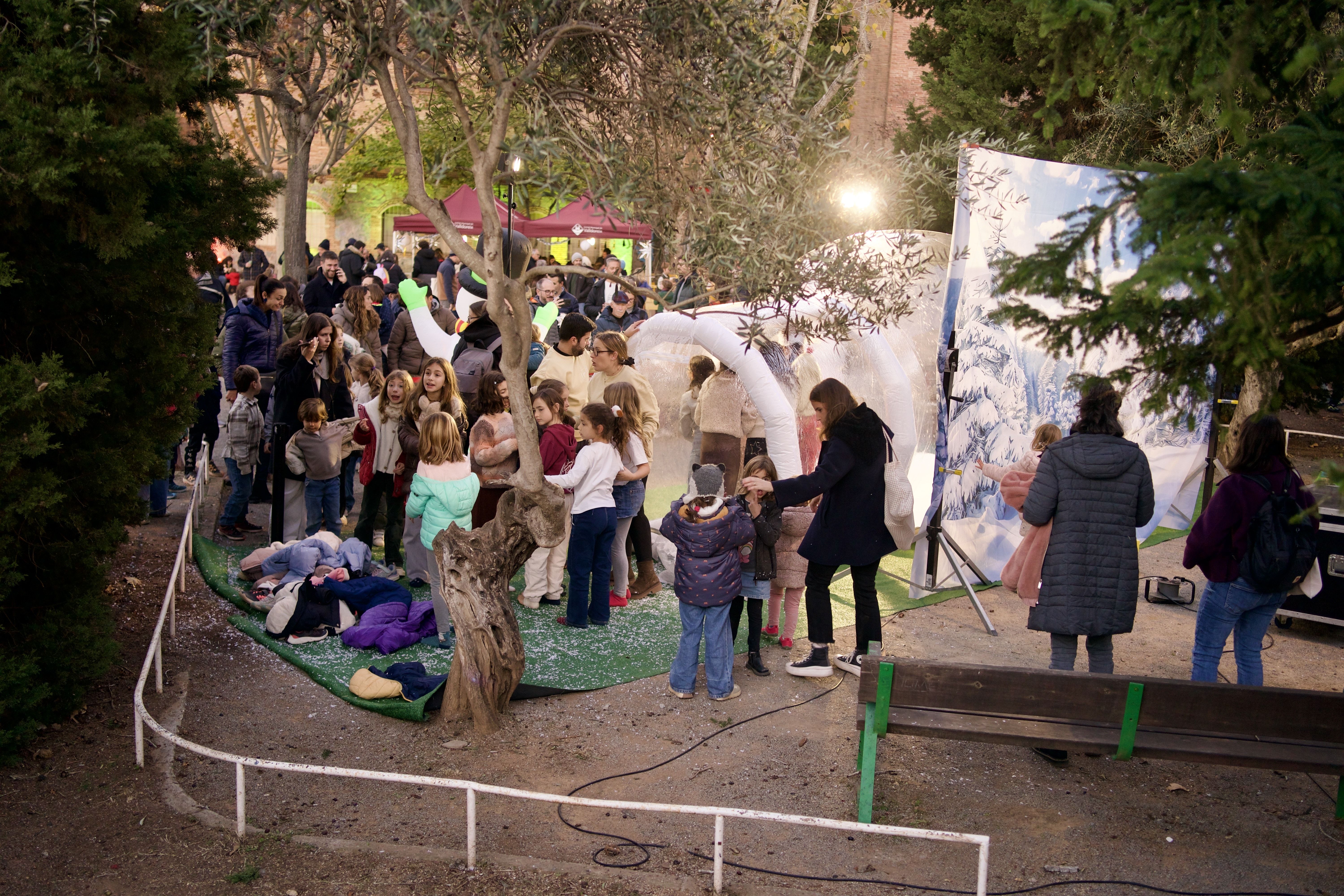 Encesa de llums de Nadal a Valldoreix 2025. FOTO: Mireia Comas (TOT Sant Cugat)