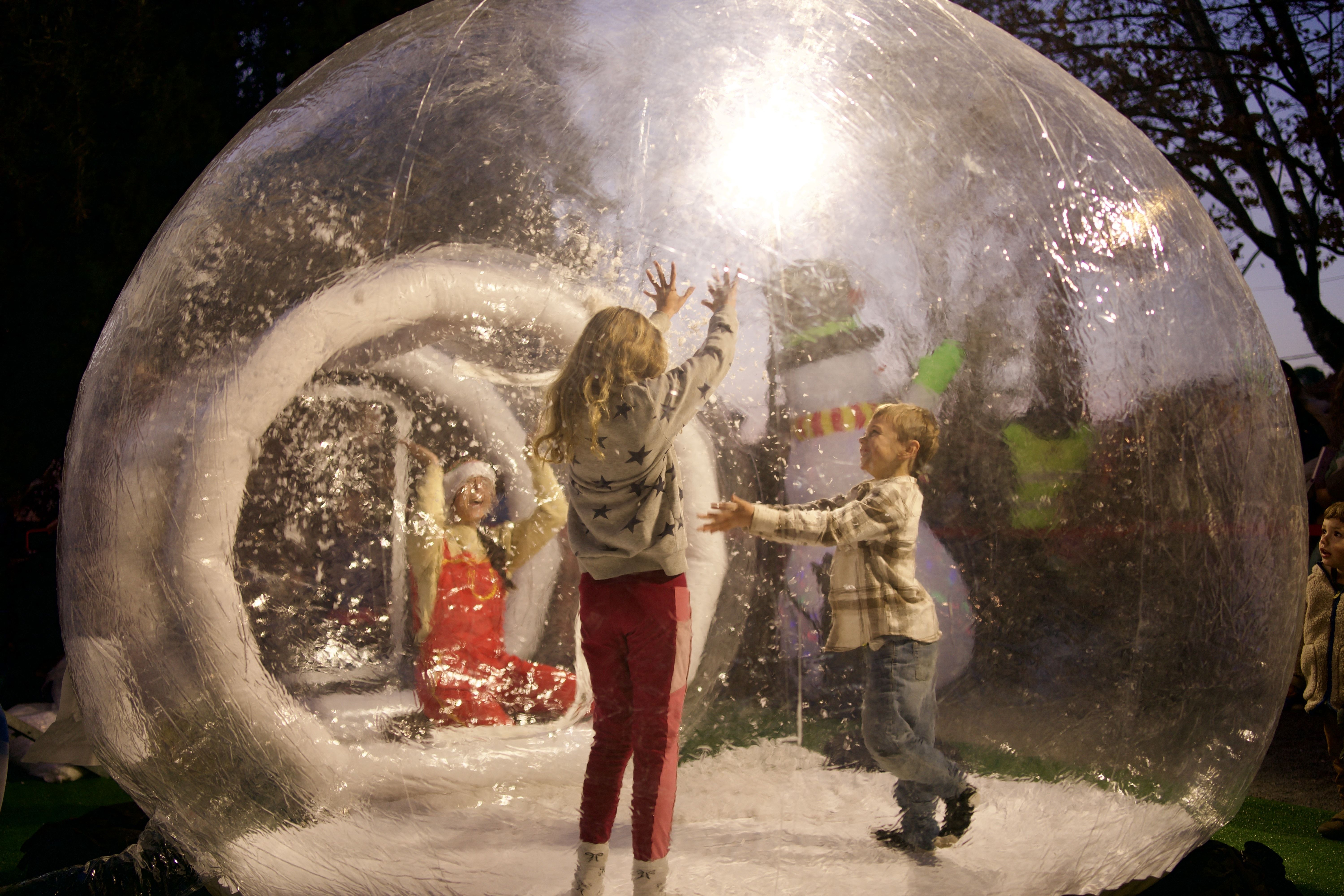 Encesa de llums de Nadal a Valldoreix 2025. FOTO: Mireia Comas (TOT Sant Cugat)
