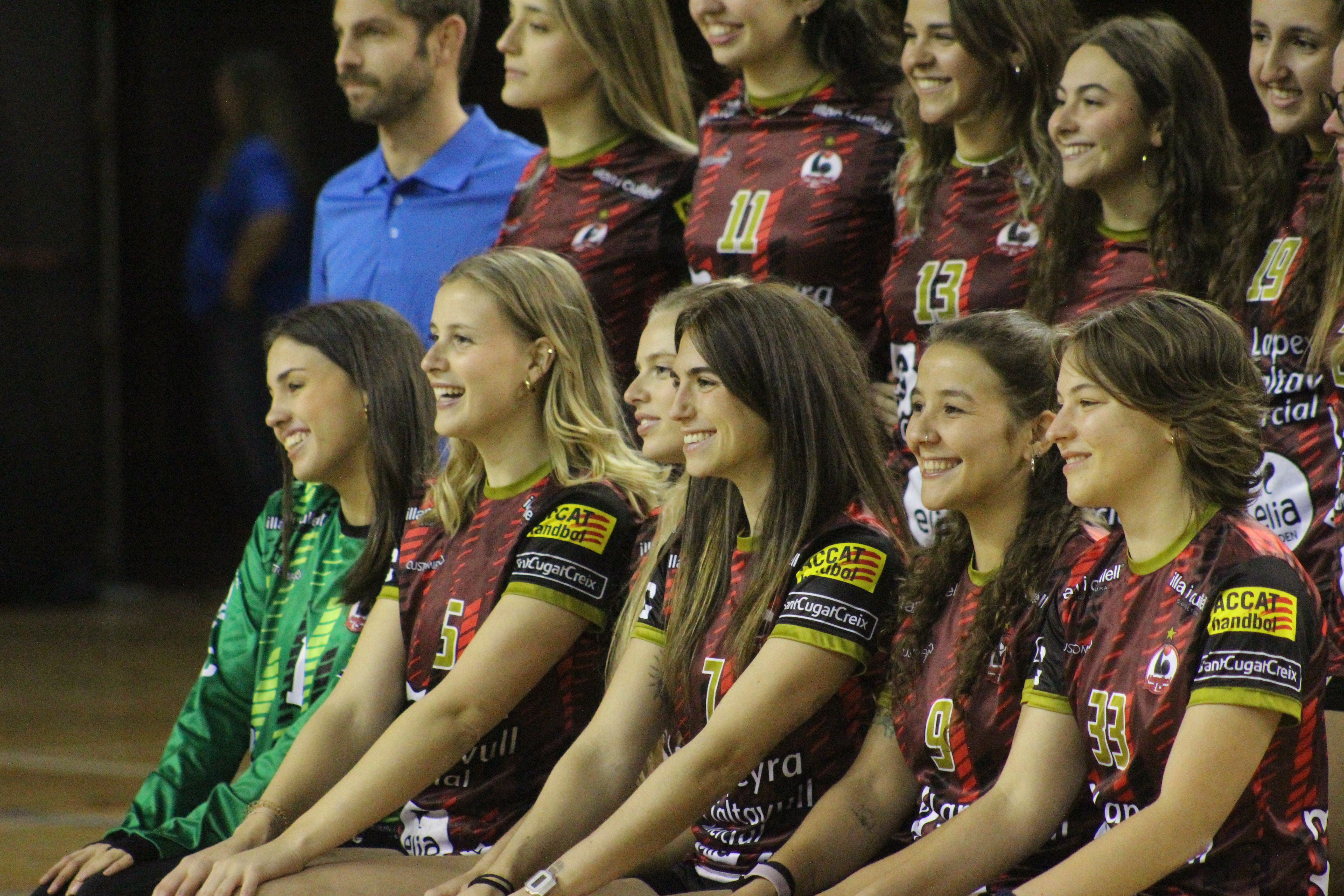 Presentació d'equips del Club Handbol Sant Cugat. FOTO: Handbol Sant Cugat