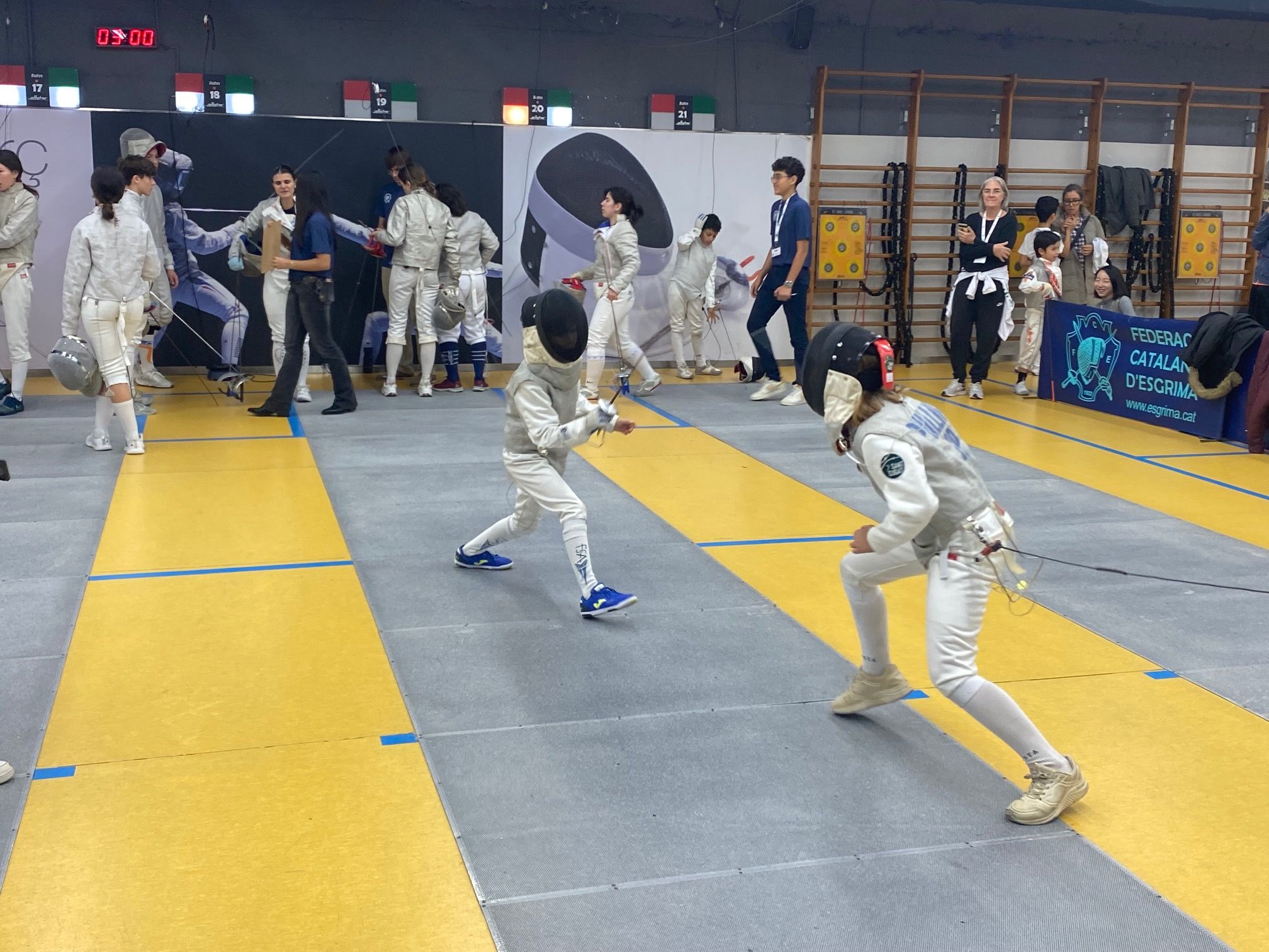 Frida Phillips en la primera jornada de la lliga. FOTO: Club d'Esgrima Sant Cugat