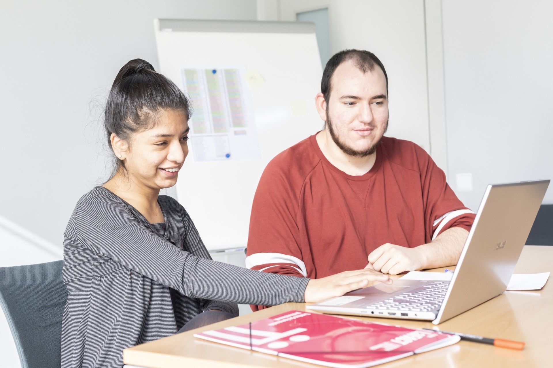 Formació a LaFACT: oportunitats per a la inserció laboral. FOTO: LaFact