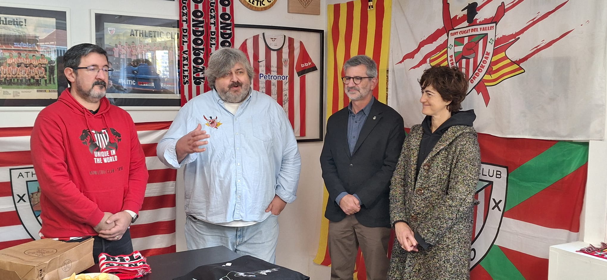 La Penya Bilbo Ondokoak inaugura la seva nova seu social. FOTO: Ajuntament de Sant Cugat