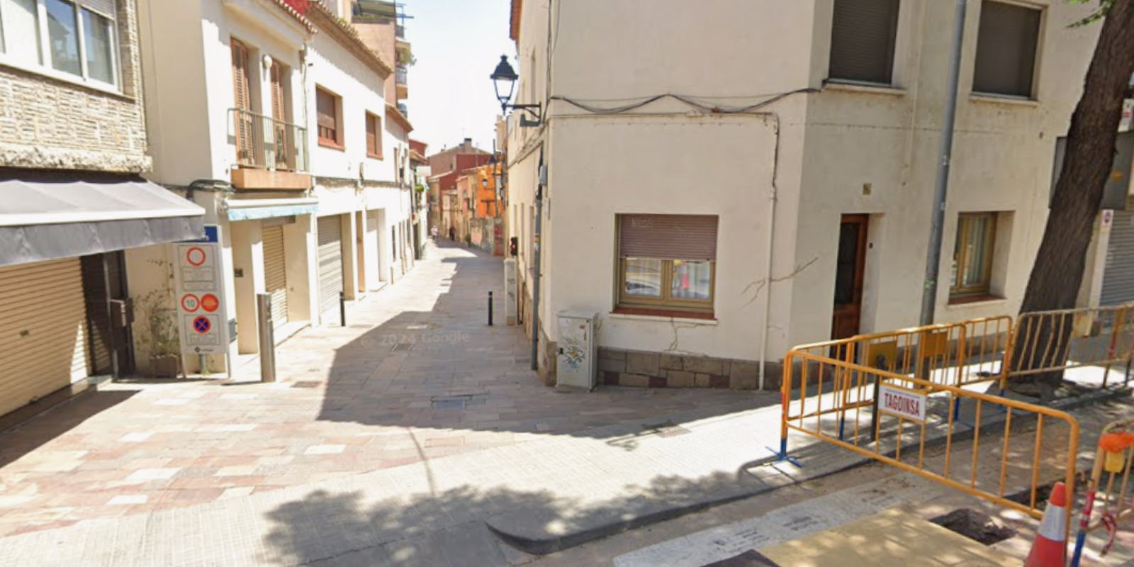 Sortida del carrer de Sant Domènec. FOTO: Google Maps