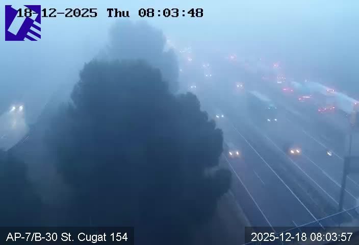 Boira i retencions a l'AP-7 a Sant Cugat FOTO: Trànsit