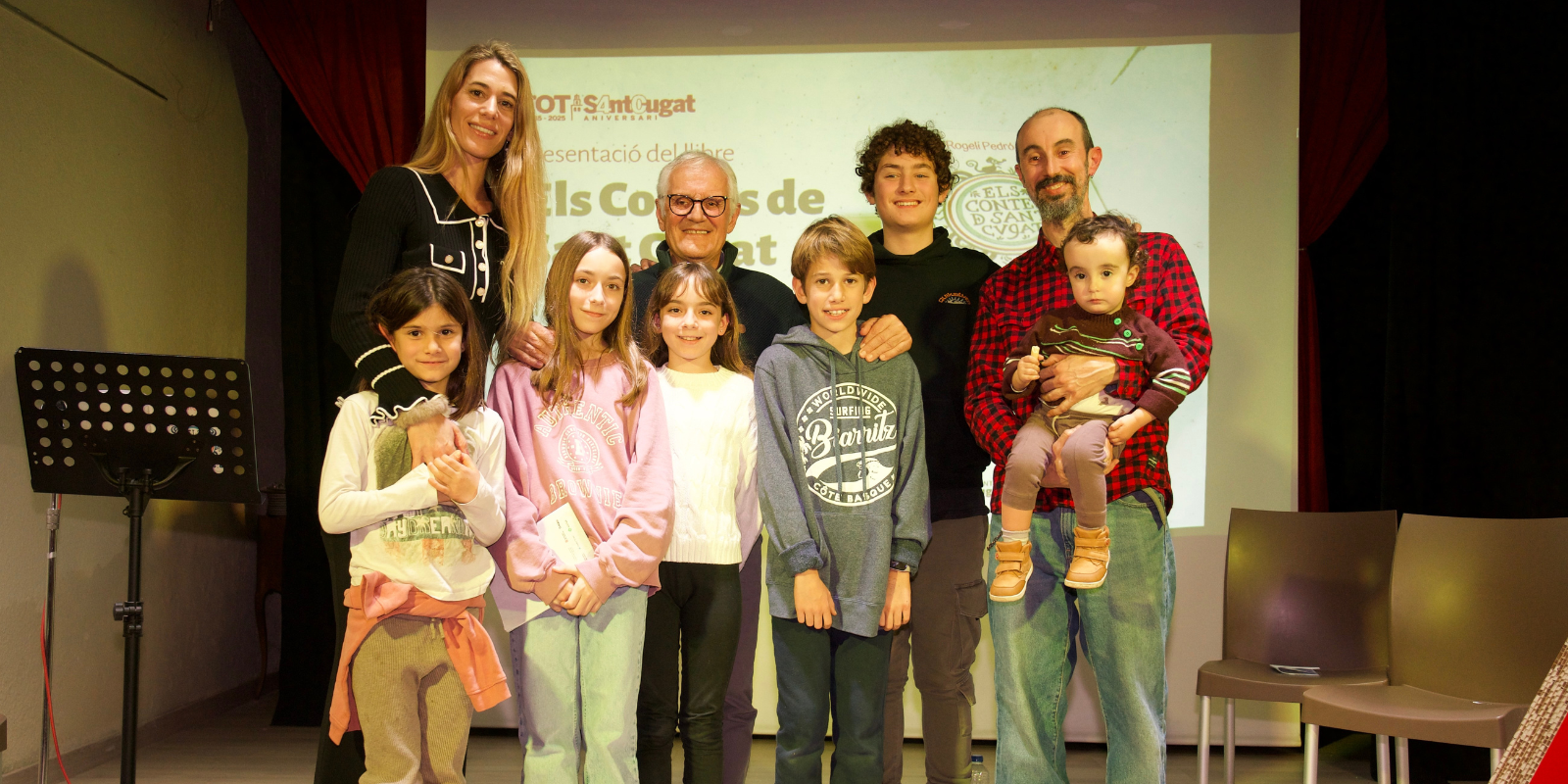 Presentació del llibre de contes del TOT Sant Cugat pel seu 40è aniversari. FOTO: Mireia Comas (TOT Sant Cugat)
