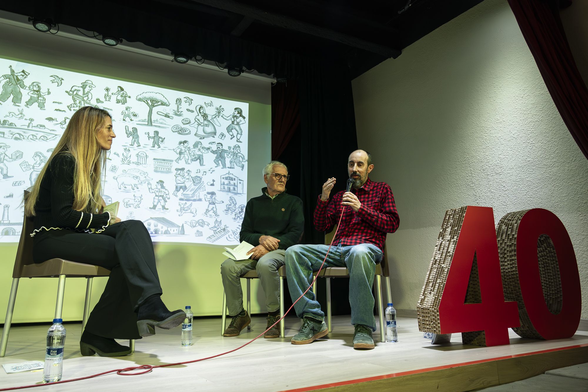 Presentació del llibre de contes infantils del 40è aniversari del TOT Sant Cugat. FOTO: Mireia Comas (TOT Sant Cugat)