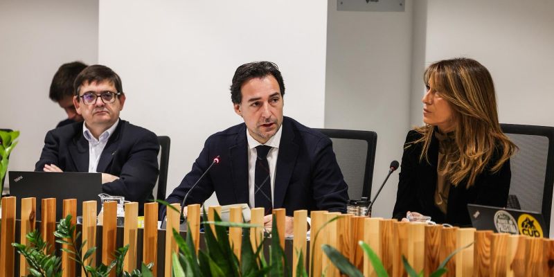 Els tres regidors del PP: Alfredo Bergua, Álvaro Benejam i Estrella Salanova FOTO: Ajuntament de Sant Cugat