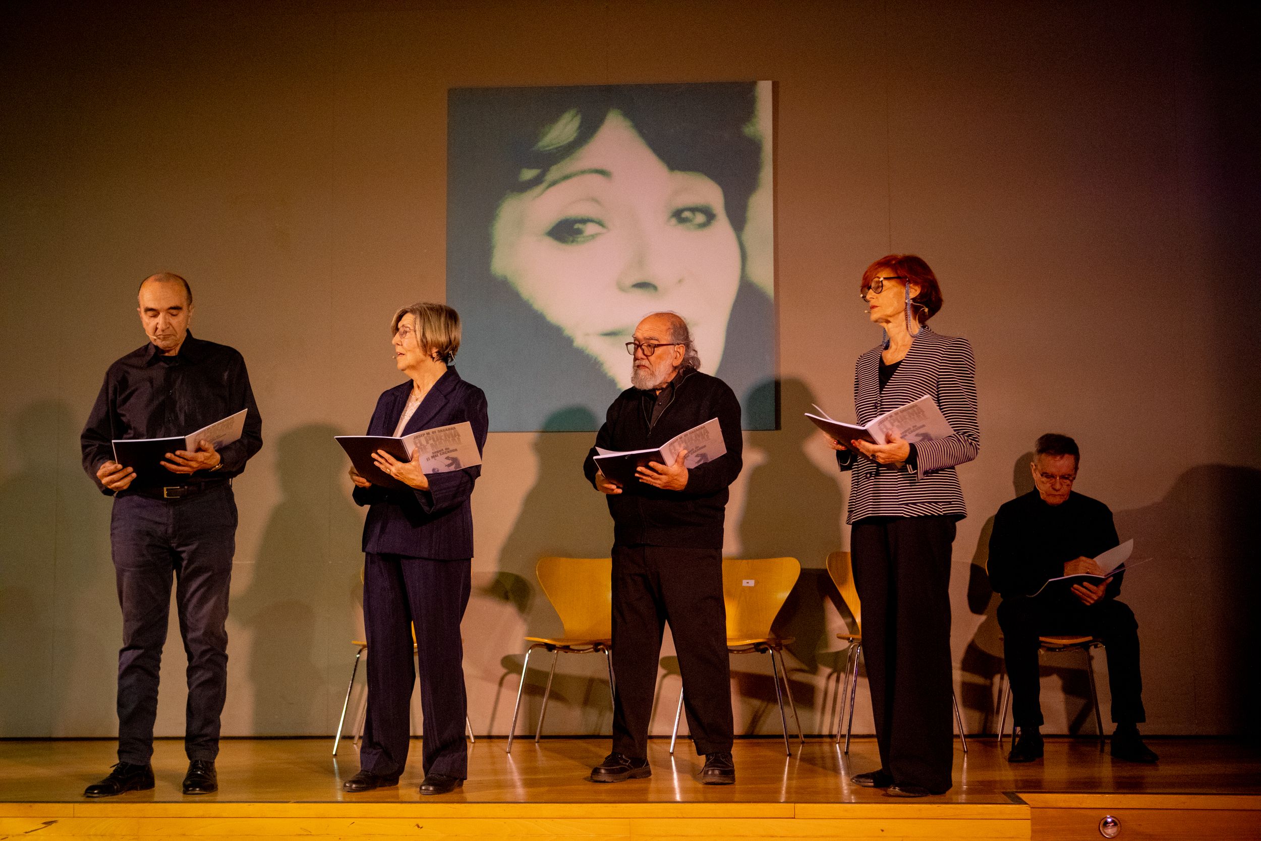 Per Nadal fem el Poema.  FOTO: Joana Arribas (TOT Sant Cugat)