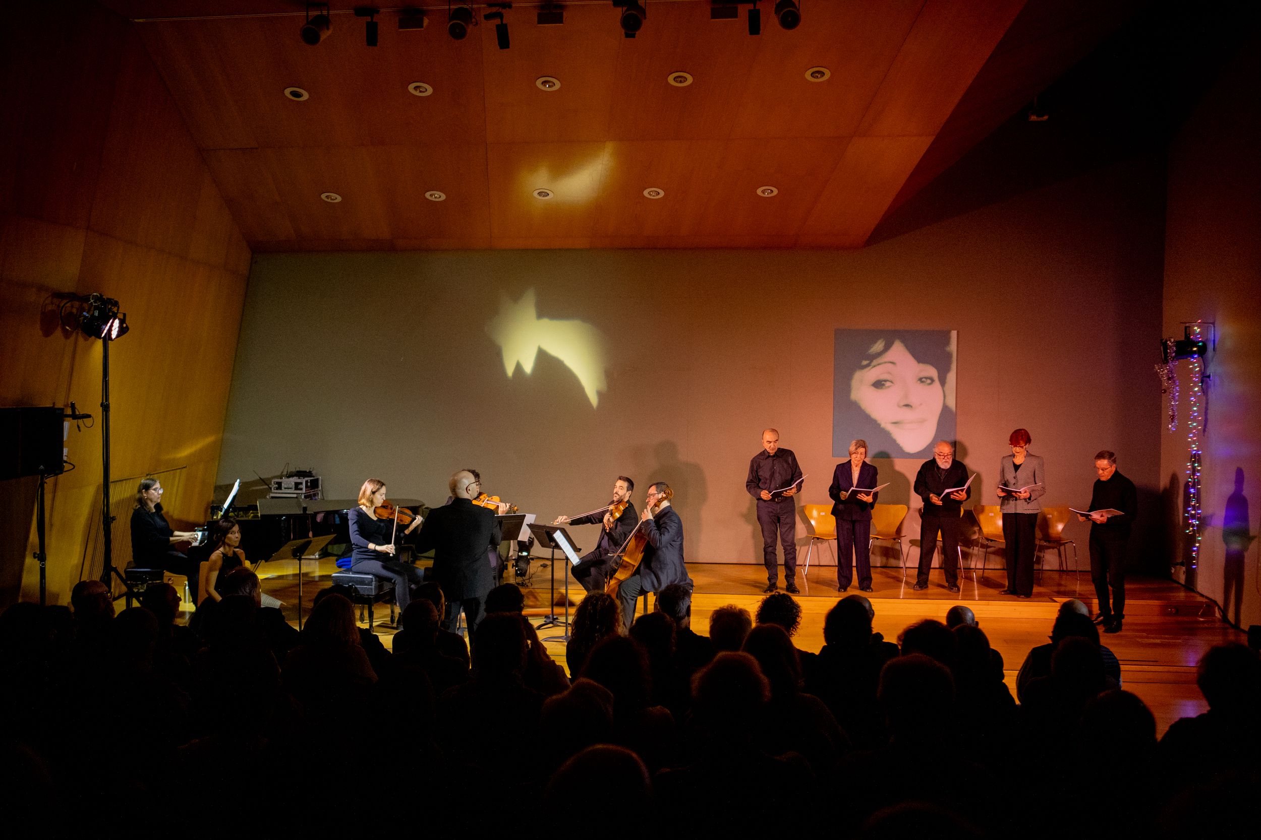 Per Nadal fem el Poema.  FOTO: Joana Arribas (TOT Sant Cugat)