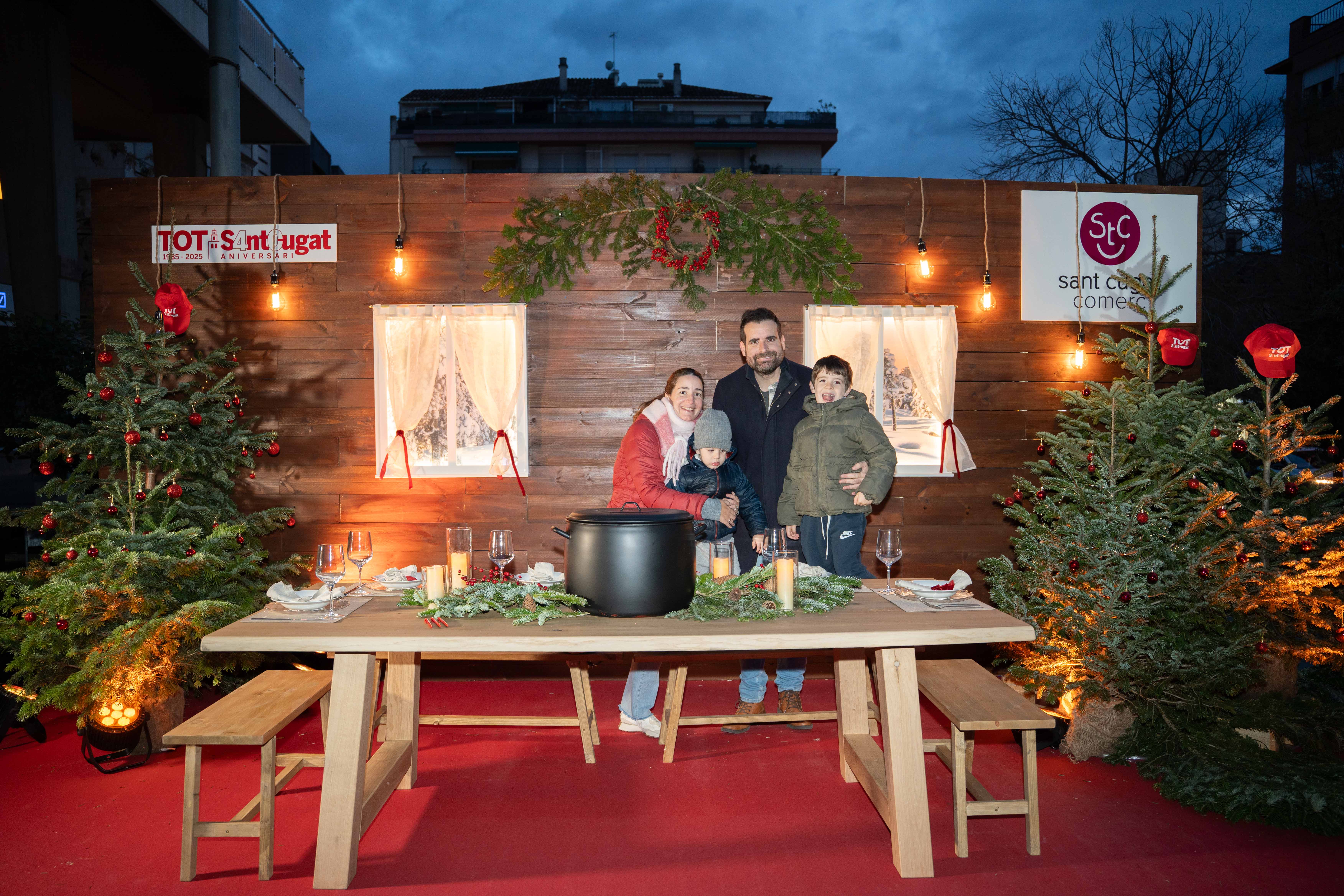 La taula per compartir els somnis FOTO: Carme de Olazábal