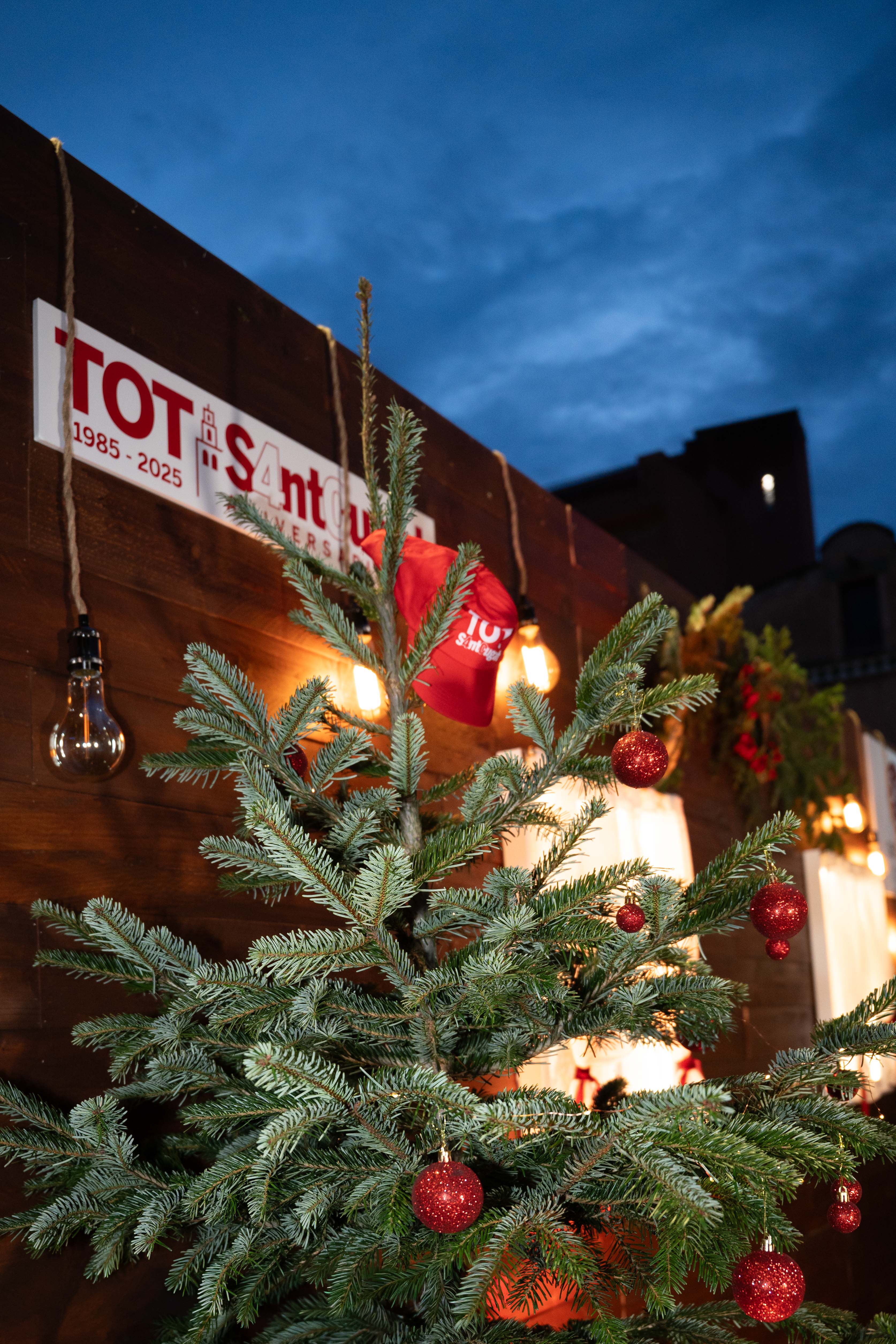 La taula per compartir els somnis FOTO: Carme de Olazábal