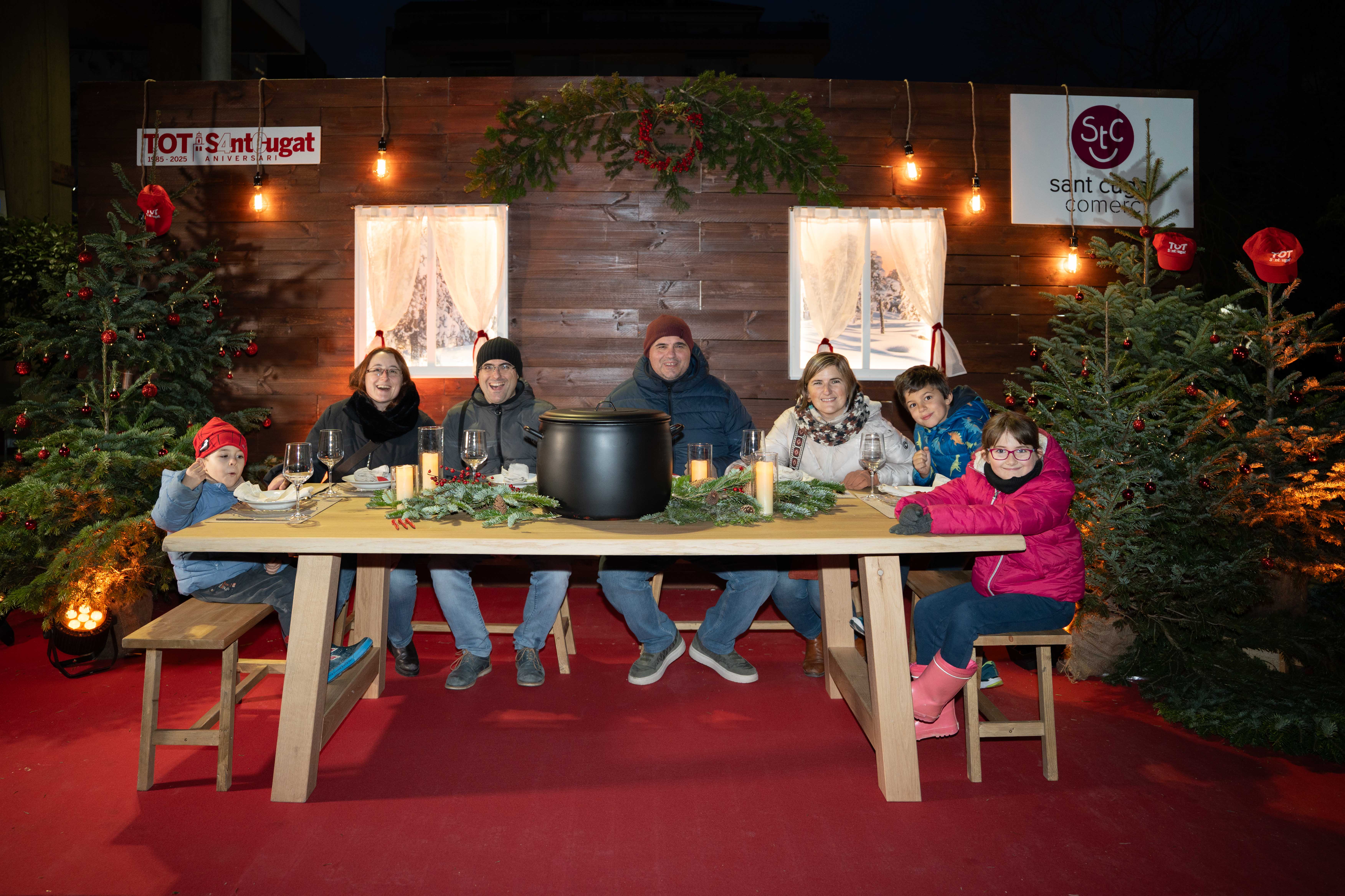 La taula per compartir els somnis FOTO: Carme de Olazábal