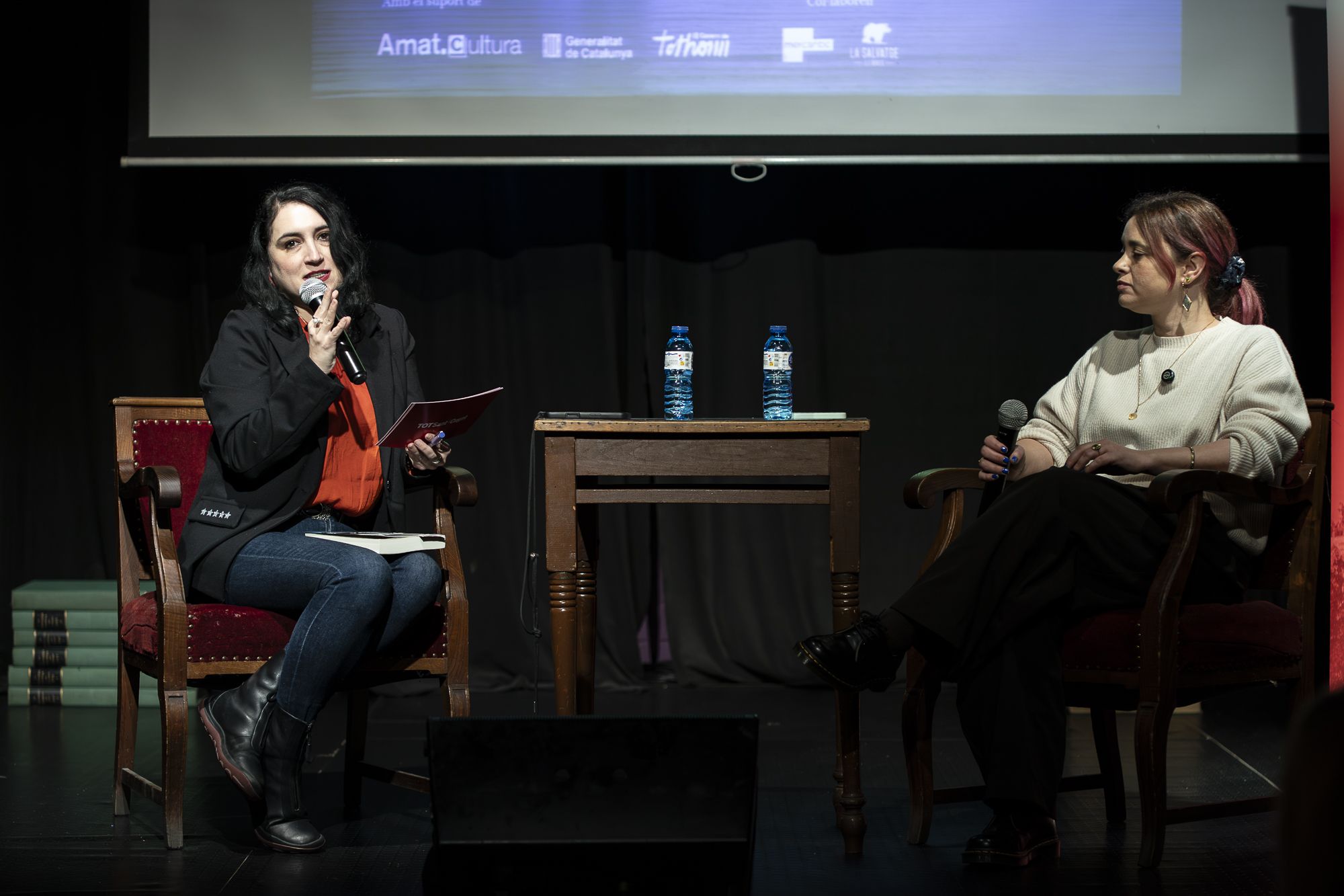 Presentació del llibre 'L'udol de l'aigua' de Laia Vilaseca. FOTO: Mireia Comas (TOT Sant Cugat)