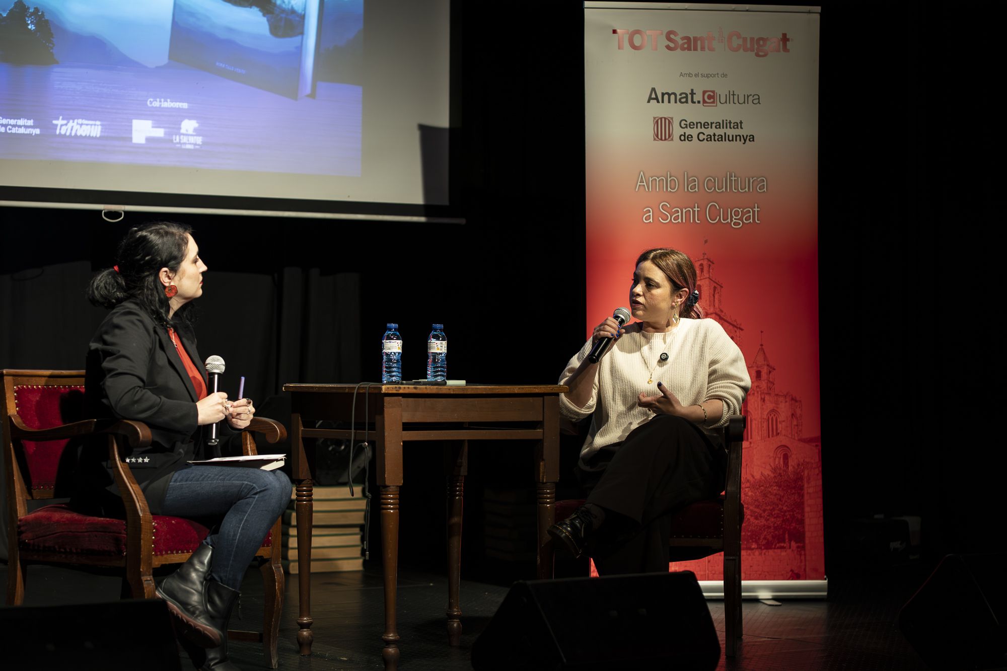 Presentació del llibre 'L'udol de l'aigua' de Laia Vilaseca. FOTO: Mireia Comas (TOT Sant Cugat)