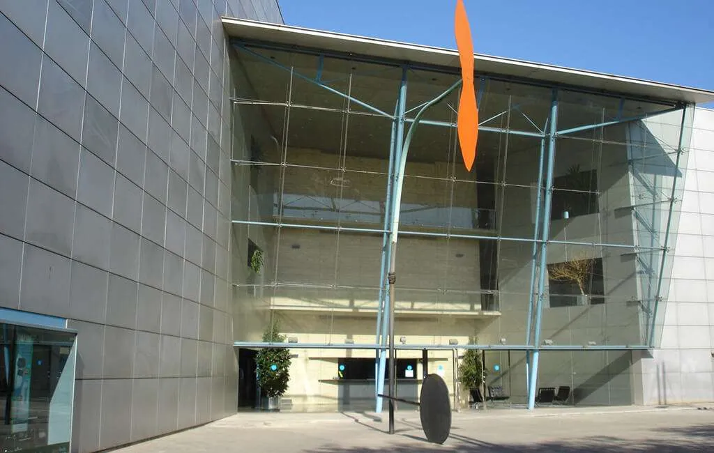 Policlínic Torreblanca està situat a Avinguda de la Torre Blanca, 2-8. FOTO: Cedida