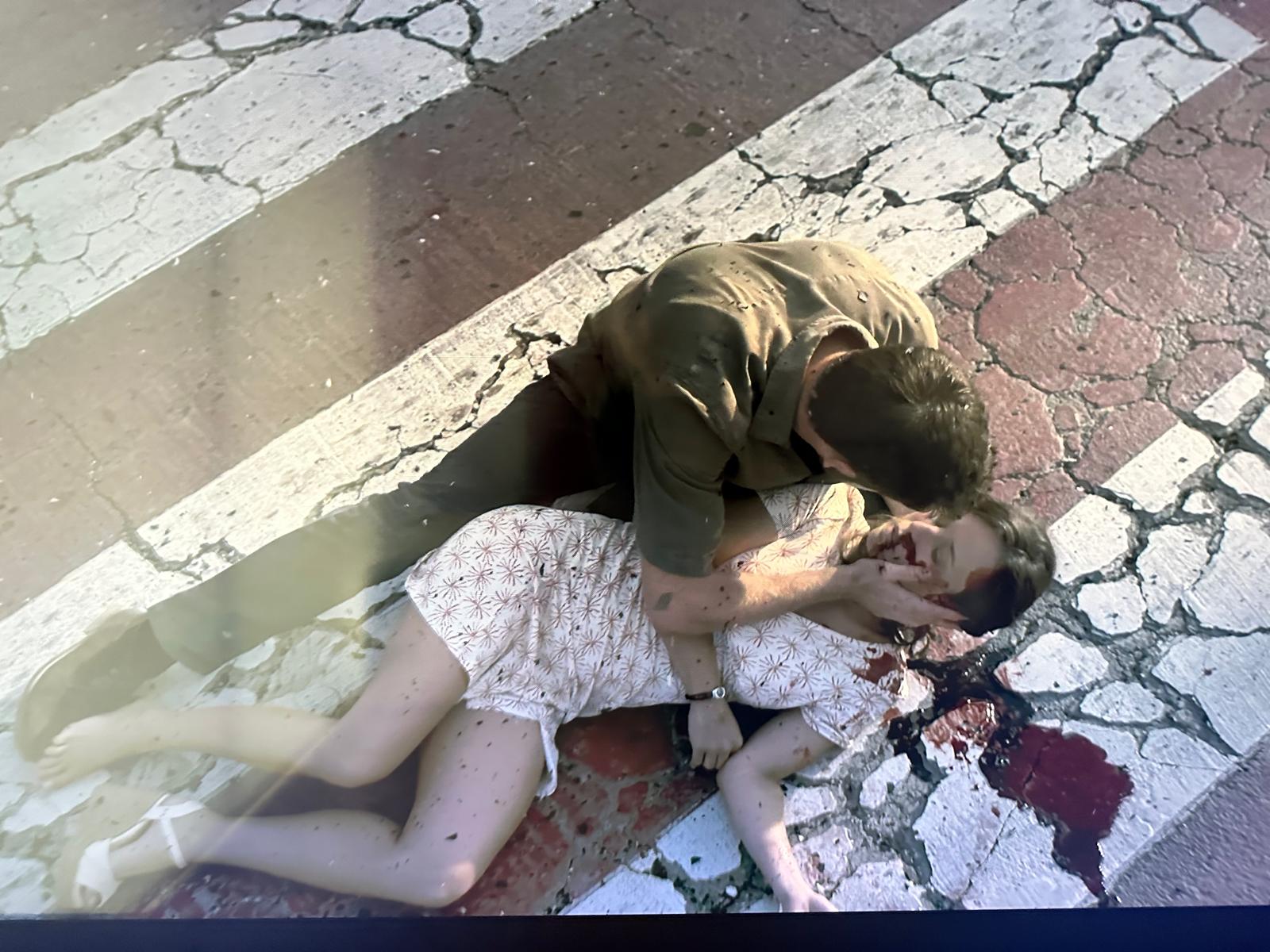 Una escena de 'Terra Alta' a l'avinguda del Pla del Vinyet. FOTO: Captura de pantalla de la sèrie 'Terra Alta'