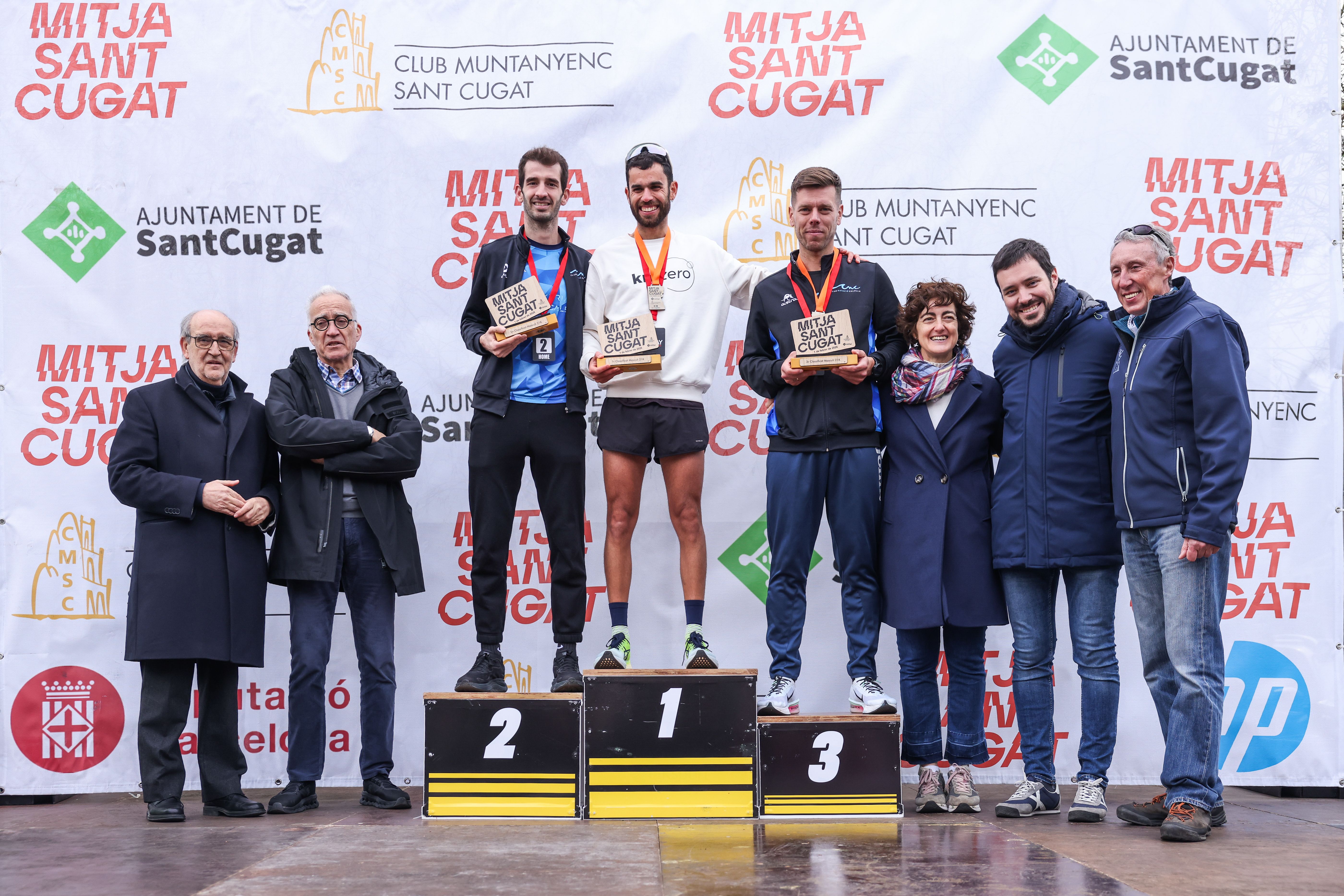 Roger Andreu 1r, Daniel Blanchart 2n i José Gordillo 3r en la distància dels 21 quilòmetres FOTO: Ajuntament 