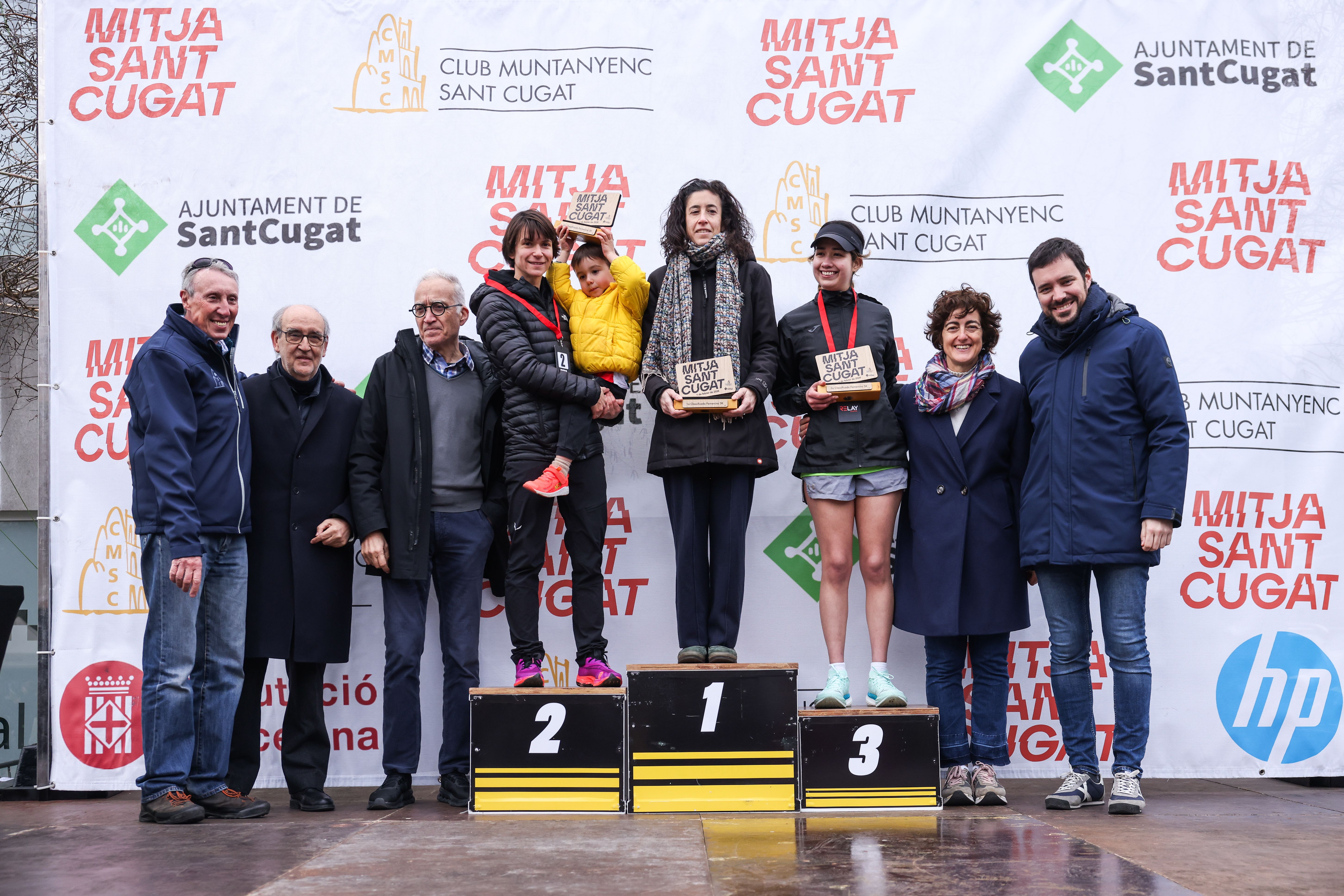 Laura Bel 1ra, Ivet Farriols 2na i Marta Patricia 3ra en la distància dels 5 quilòmetres FOTO: Ajuntament 