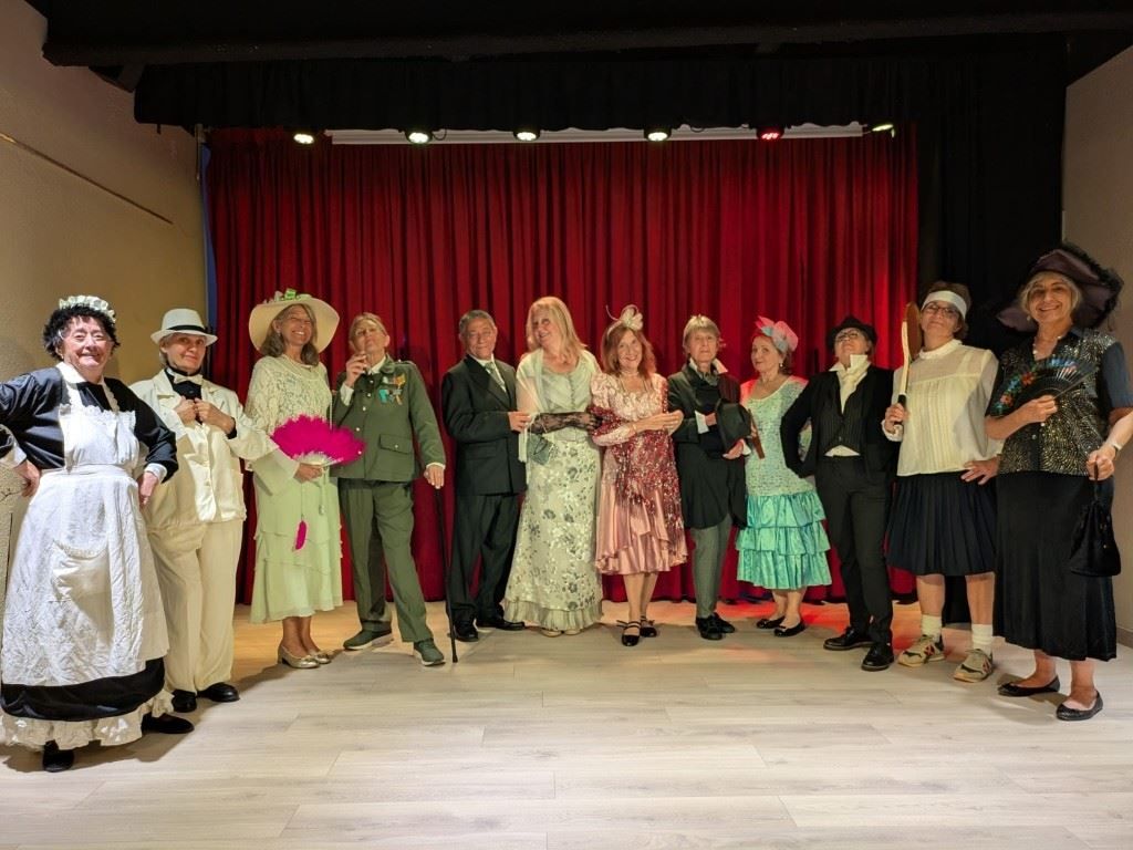 a telo obert gente bien