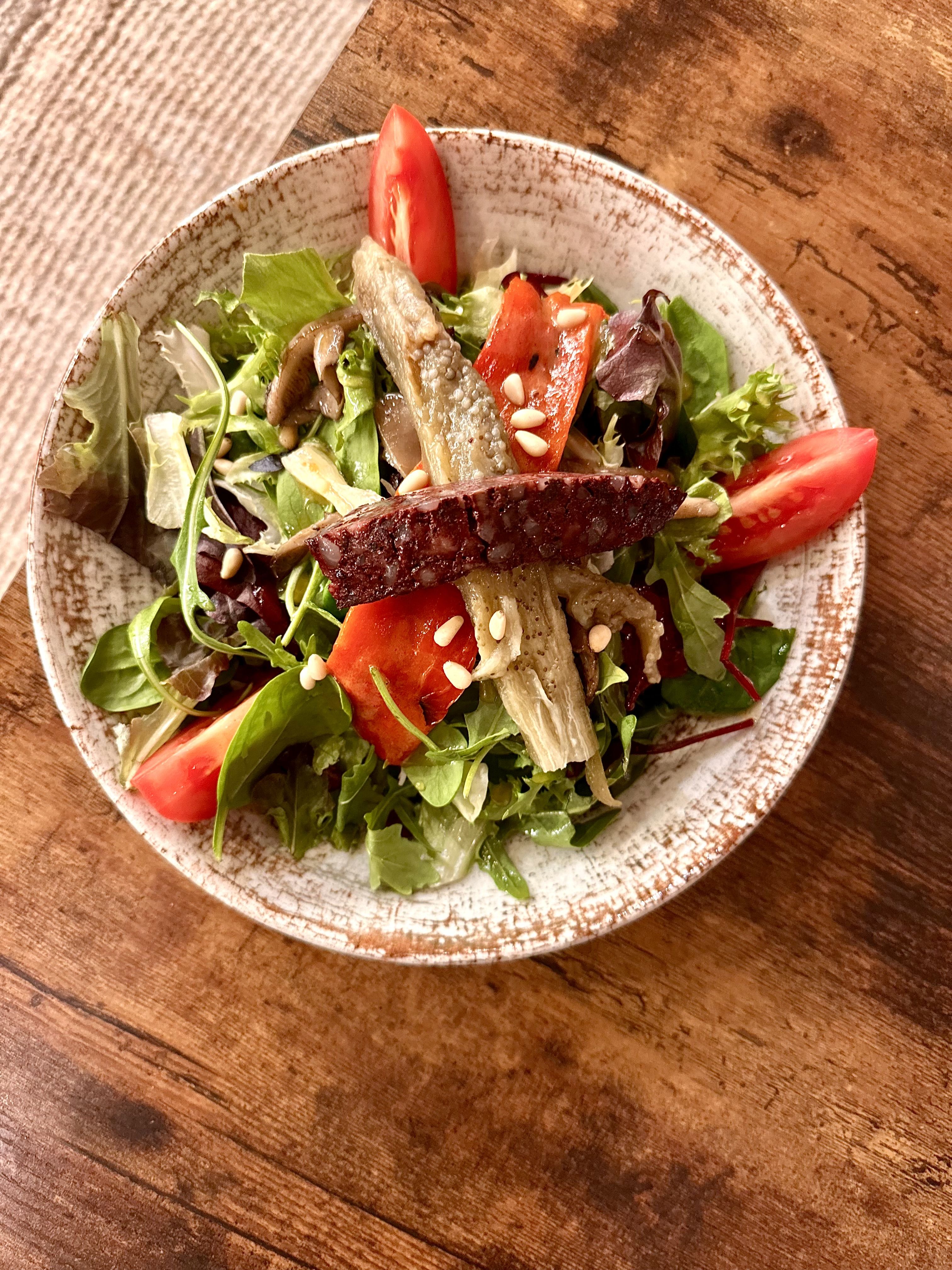 Amanida de Braseria Mas Janer. FOTO: Cedida