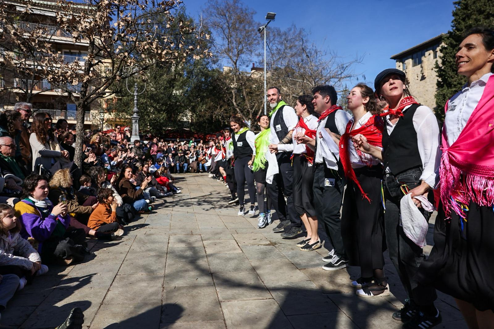 Ball de Gitanes de Carnaval a la plaça d'Octavià FOTO: Ajuntament