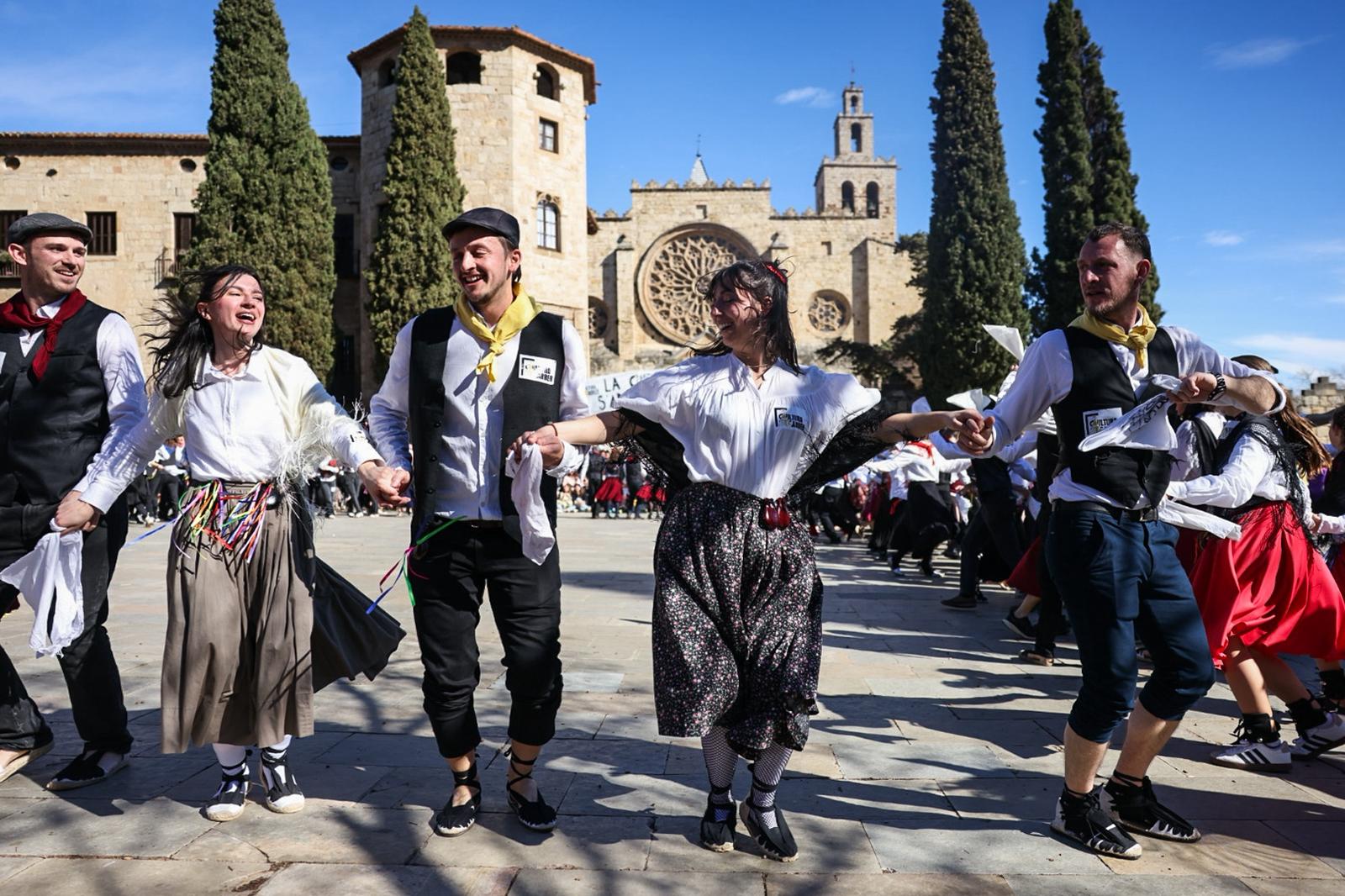 Ball de Gitanes de Carnaval a la plaça d'Octavià FOTO: Ajuntament