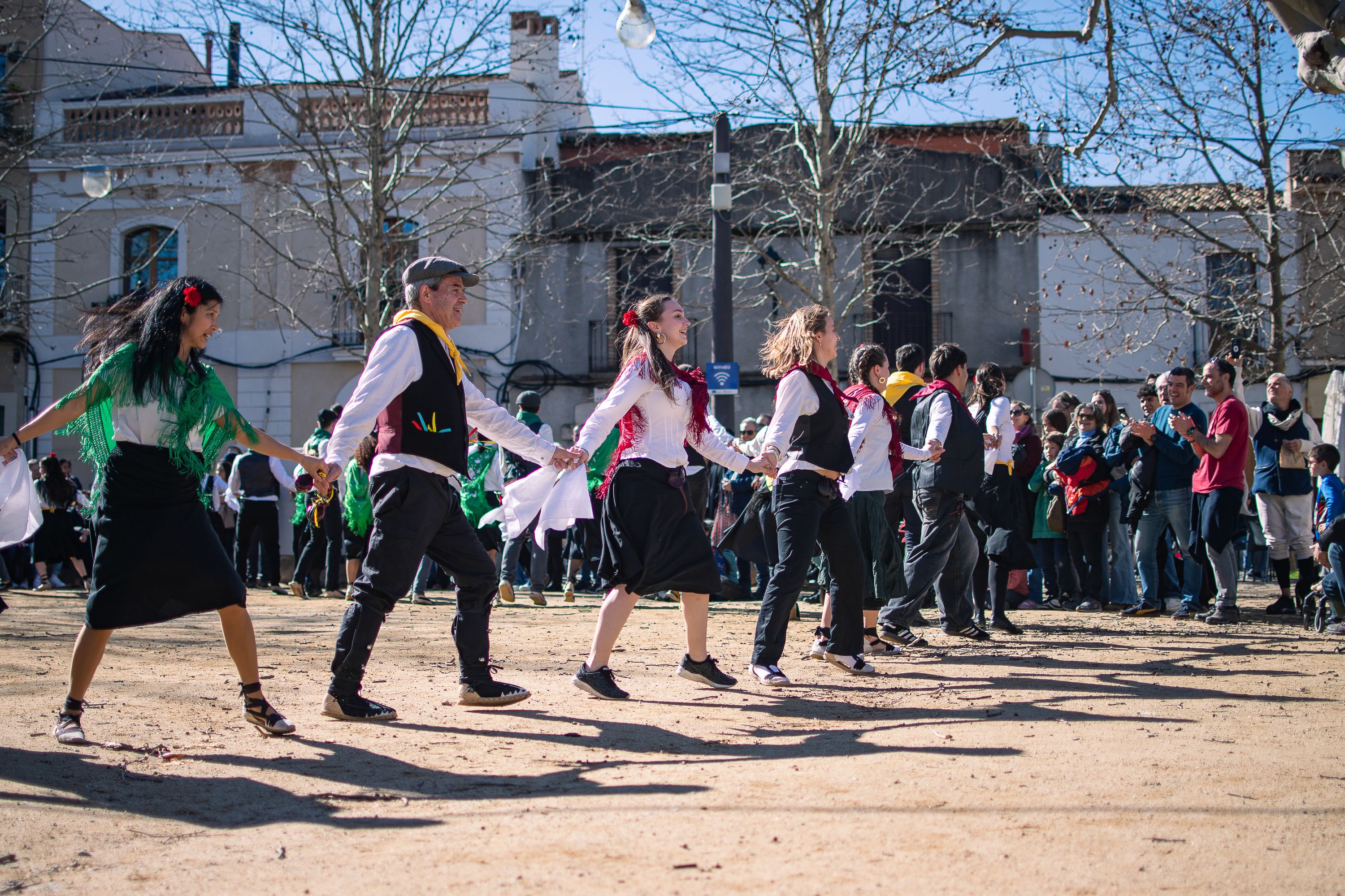 Ball de Gitanes desoctaviades a la plaça de Barcelona FOTO: Pol Rodríguez (TOT Sant Cugat)