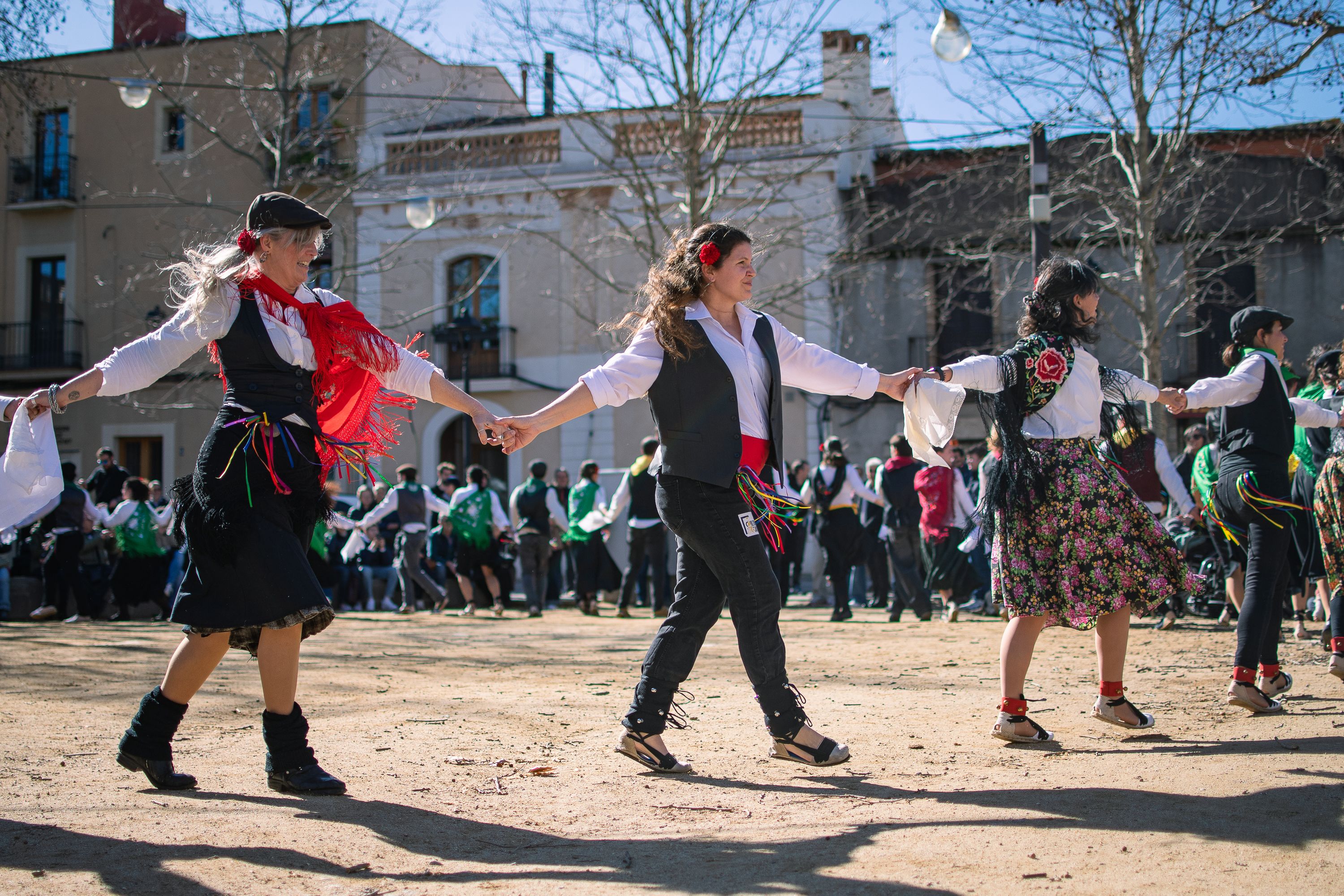 Ball de Gitanes desoctaviades a la plaça de Barcelona FOTO: Pol Rodríguez (TOT Sant Cugat)