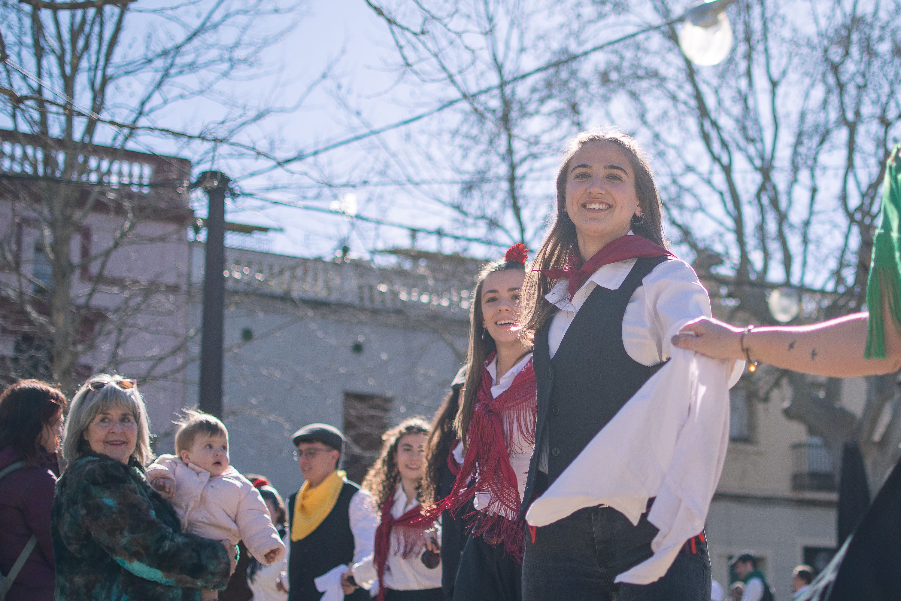 Ball de Gitanes desoctaviades a la plaça de Barcelona FOTO: Pol Rodríguez (TOT Sant Cugat)