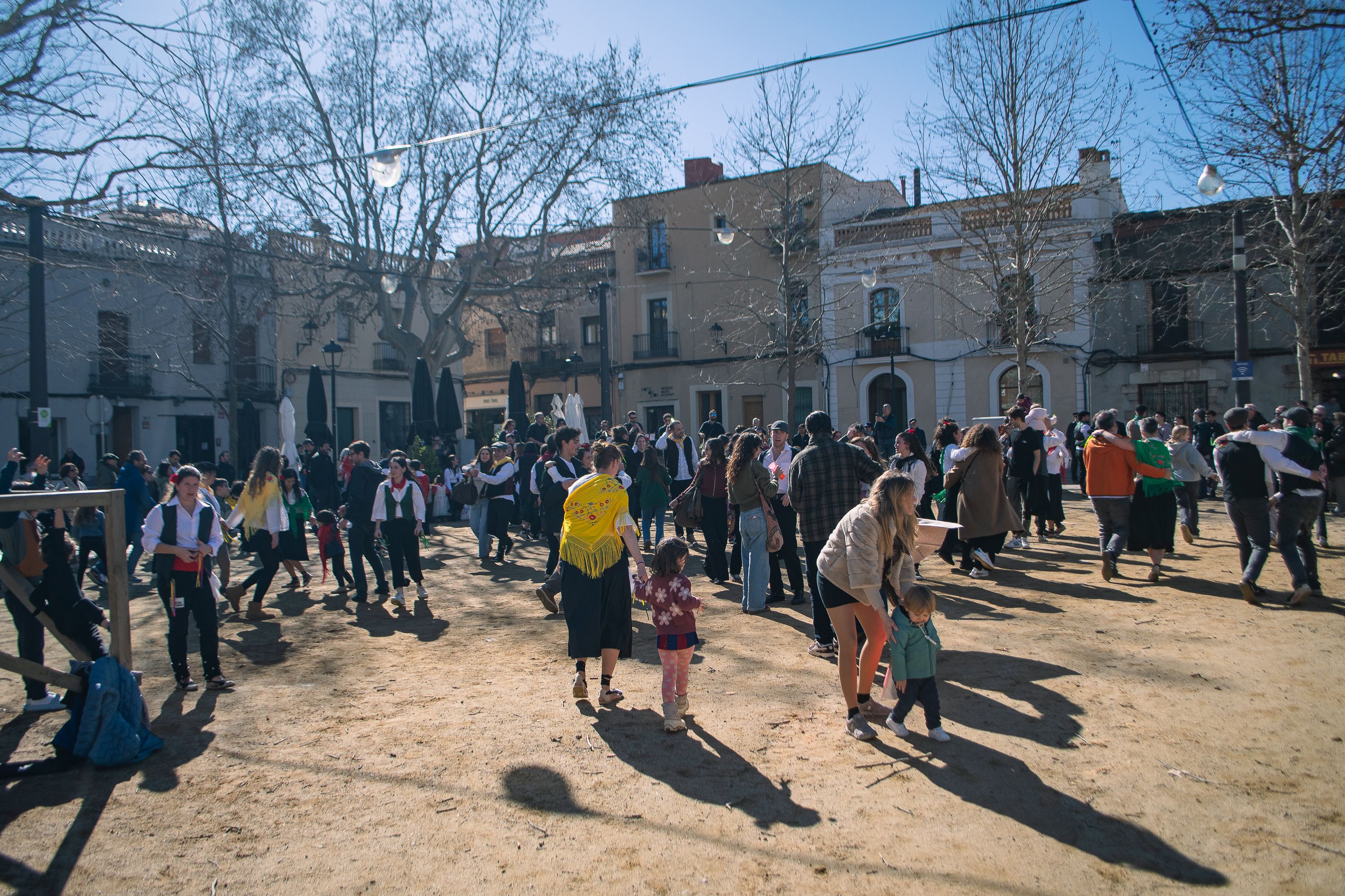 Ball de Gitanes desoctaviades a la plaça de Barcelona FOTO: Pol Rodríguez (TOT Sant Cugat)