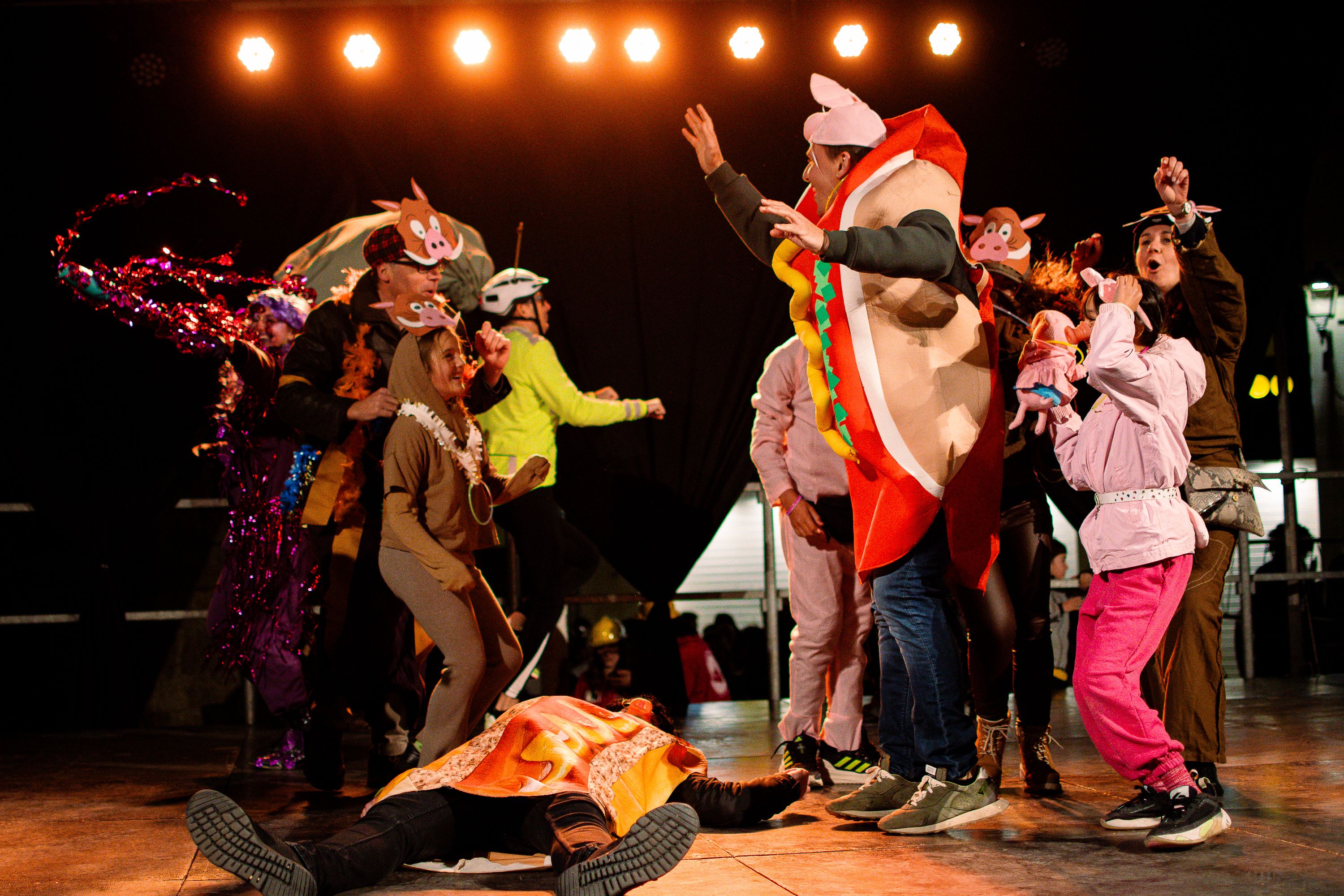 Rua de Comparses de Carnaval. FOTO: Pol Rodríguez (TOT Sant Cugat)