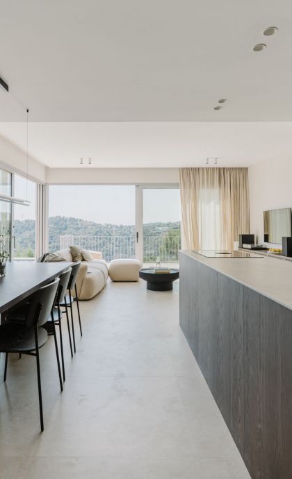 La cuina ocupa un lloc destacat a la casa FOTO: Cedida