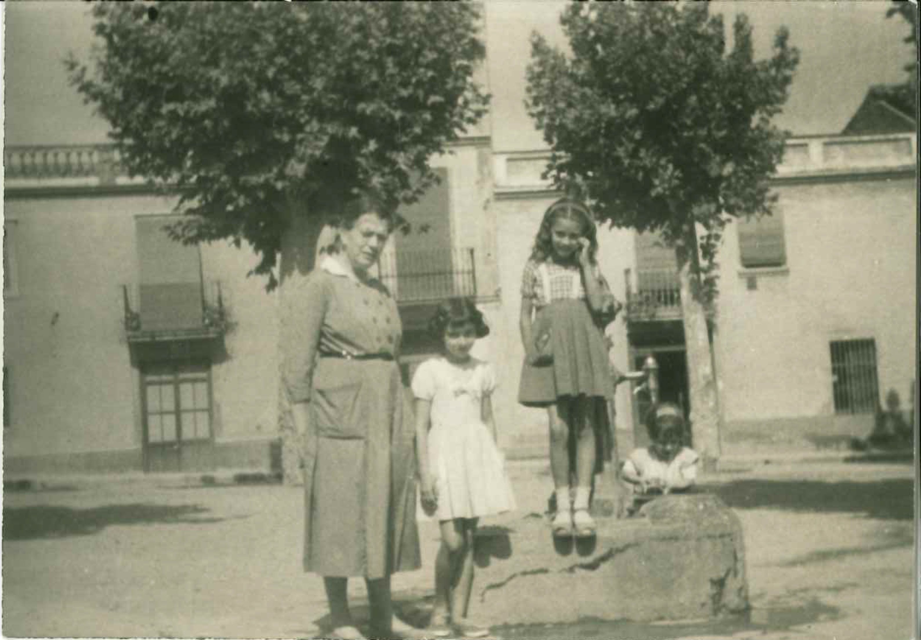 "Els caganers", la llar d’infants Parvulari Ave Maria. FOTO: Cedida (Col·lecció Dolors Gabernet)