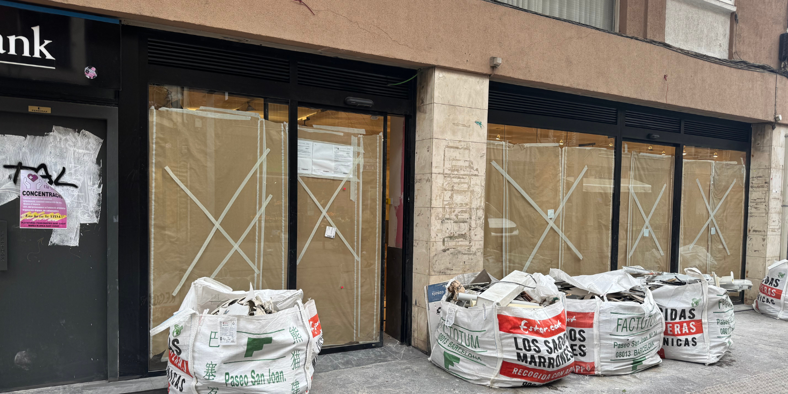 La nova cafeteria s'ubicarà a l'antic local de CaixaBank de l’avinguda de Cerdanyola. FOTO: TOT Sant Cugat