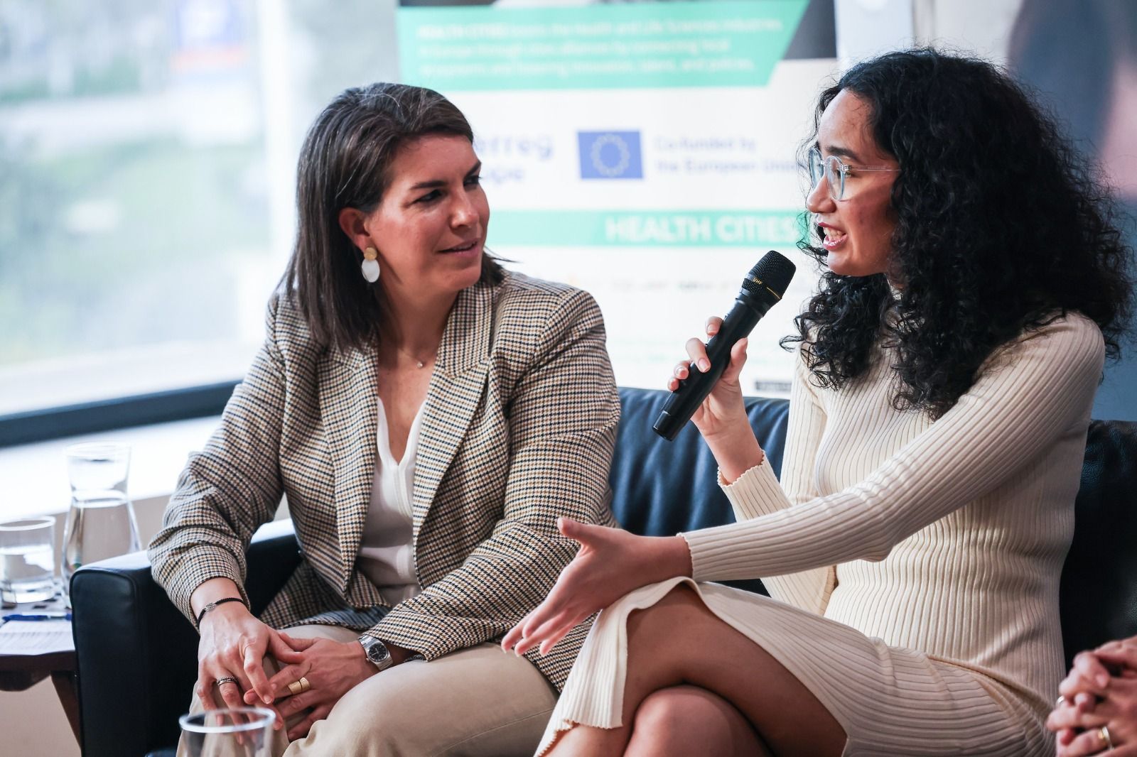 Núria Infiesta i Patricia Pena a la jornada Talent Femení FOTO: Ajuntament