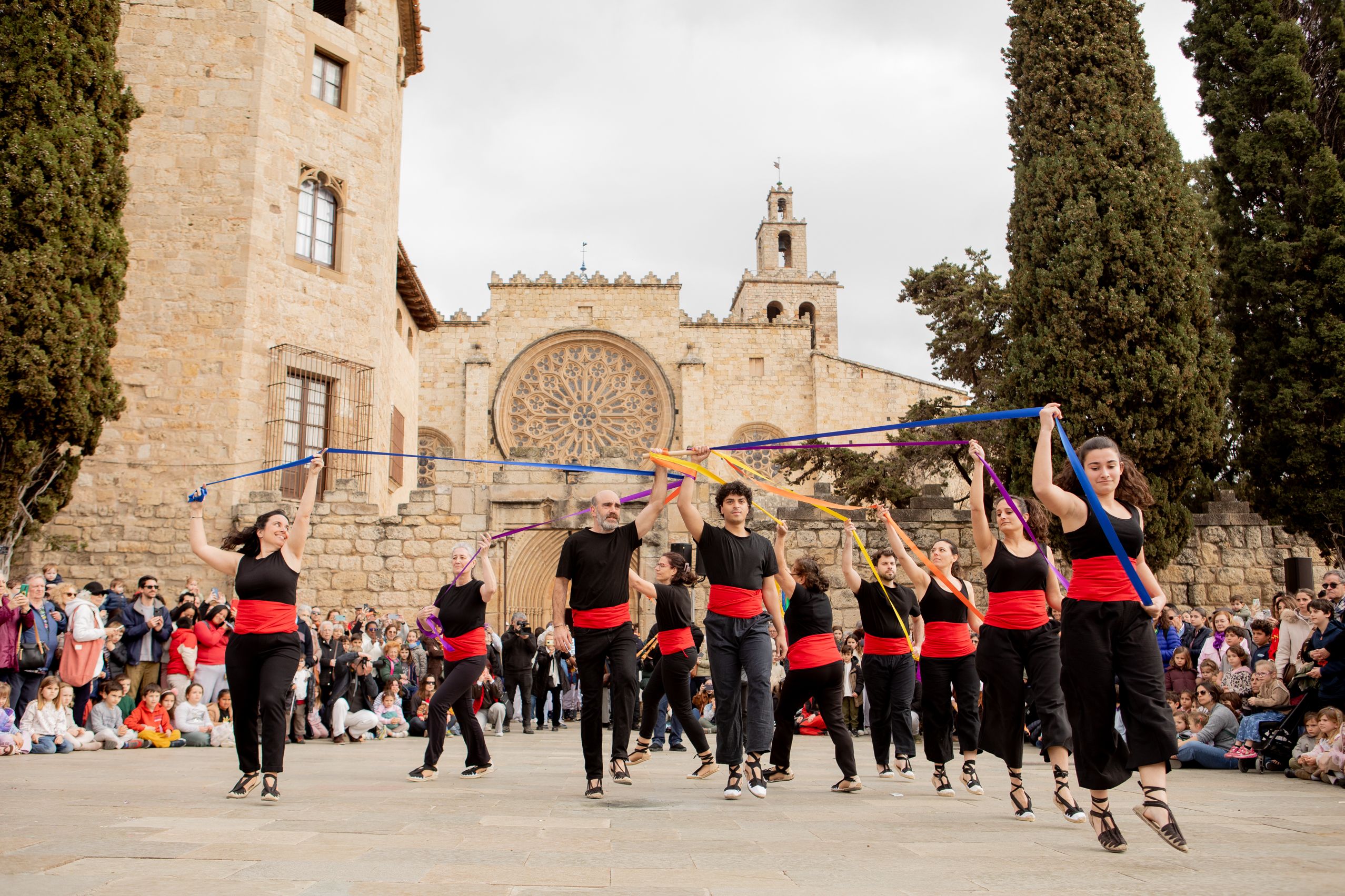 Balls de lluïment de la cultura popular FOTO: Joana Arribas (TOT Sant Cugat)