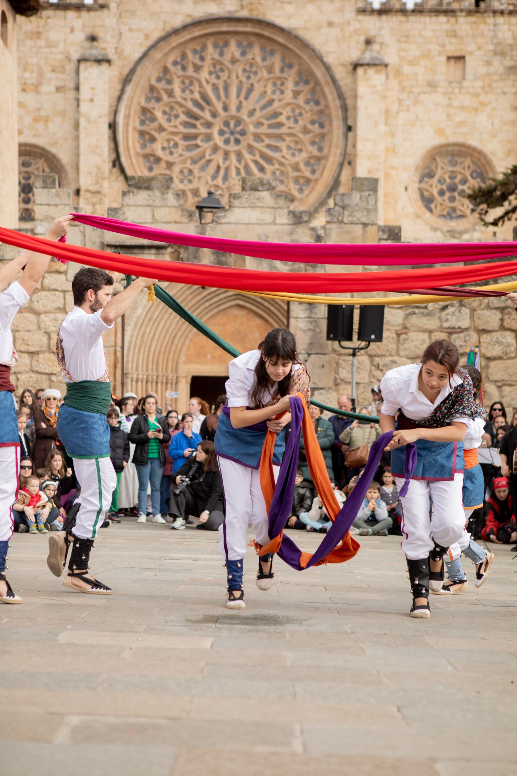 Balls de lluïment de la cultura popular FOTO: Joana Arribas (TOT Sant Cugat)
