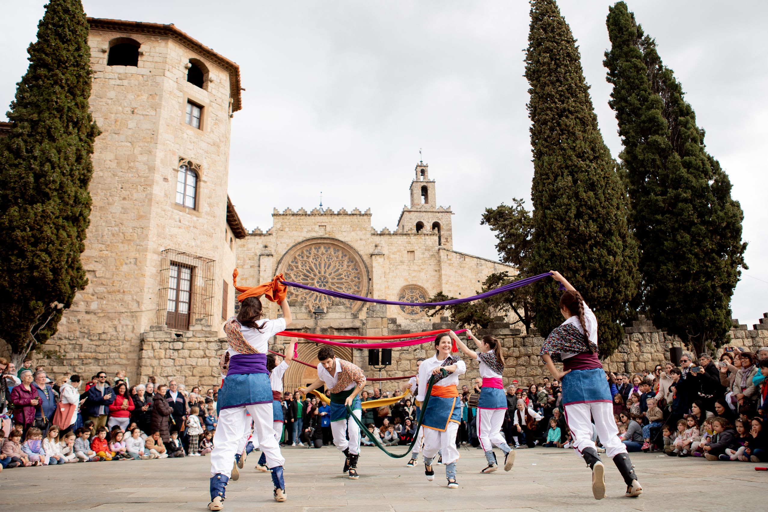 Balls de lluïment de la cultura popular FOTO: Joana Arribas (TOT Sant Cugat)