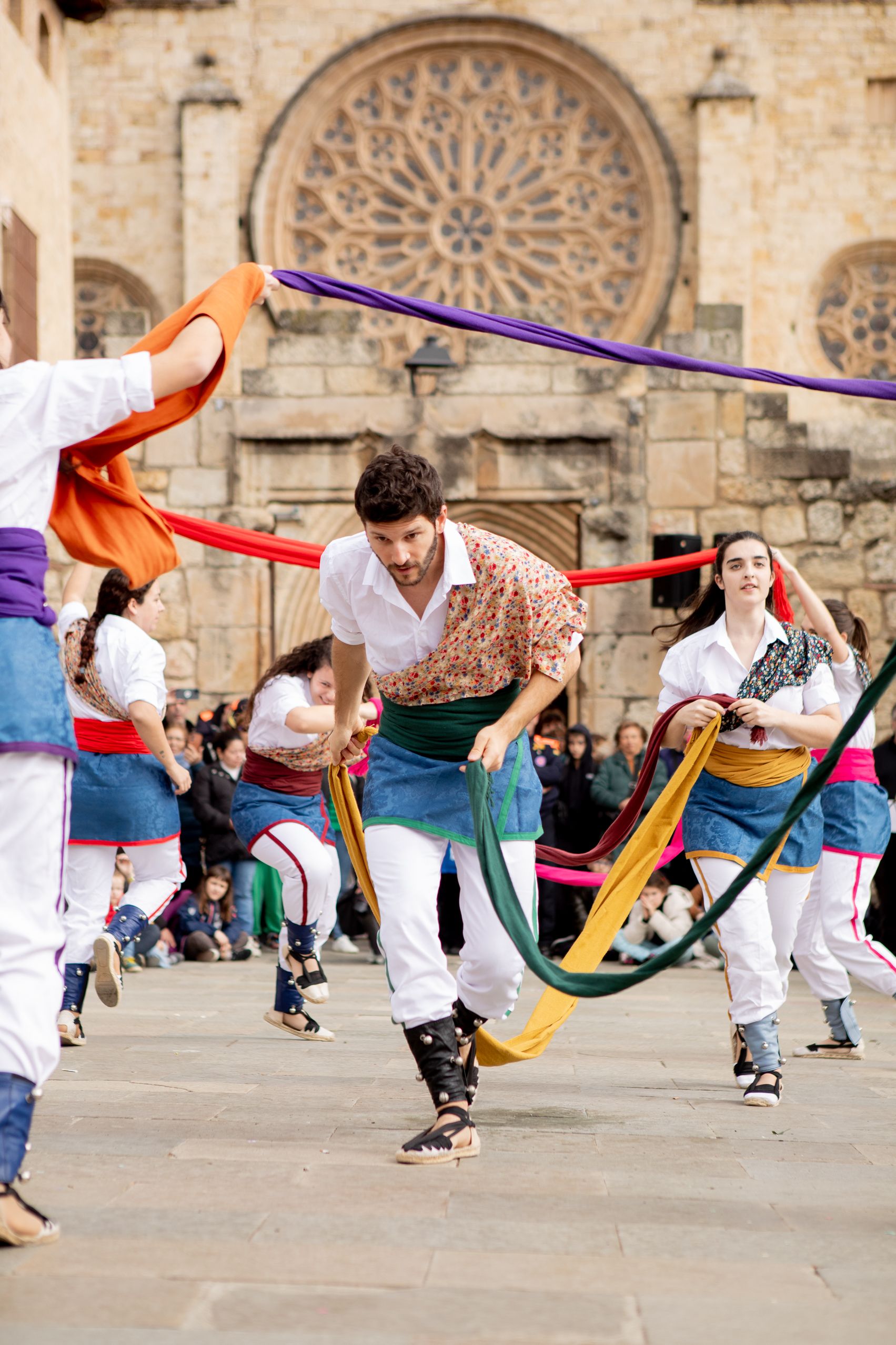 Balls de lluïment de la cultura popular FOTO: Joana Arribas (TOT Sant Cugat)