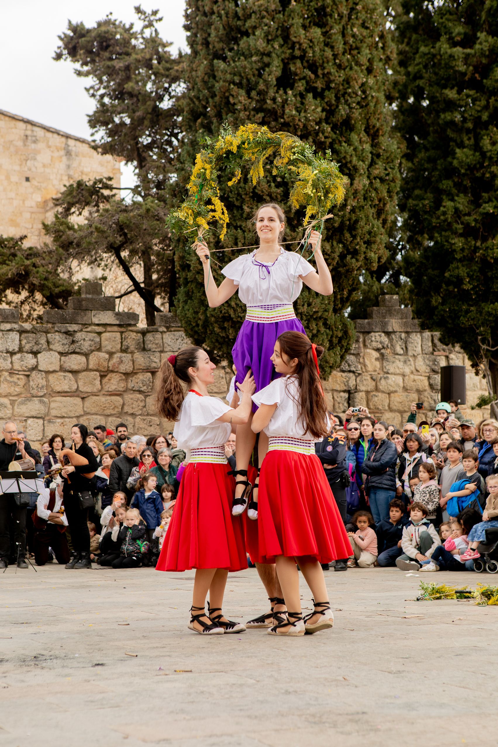Balls de lluïment de la cultura popular FOTO: Joana Arribas (TOT Sant Cugat)