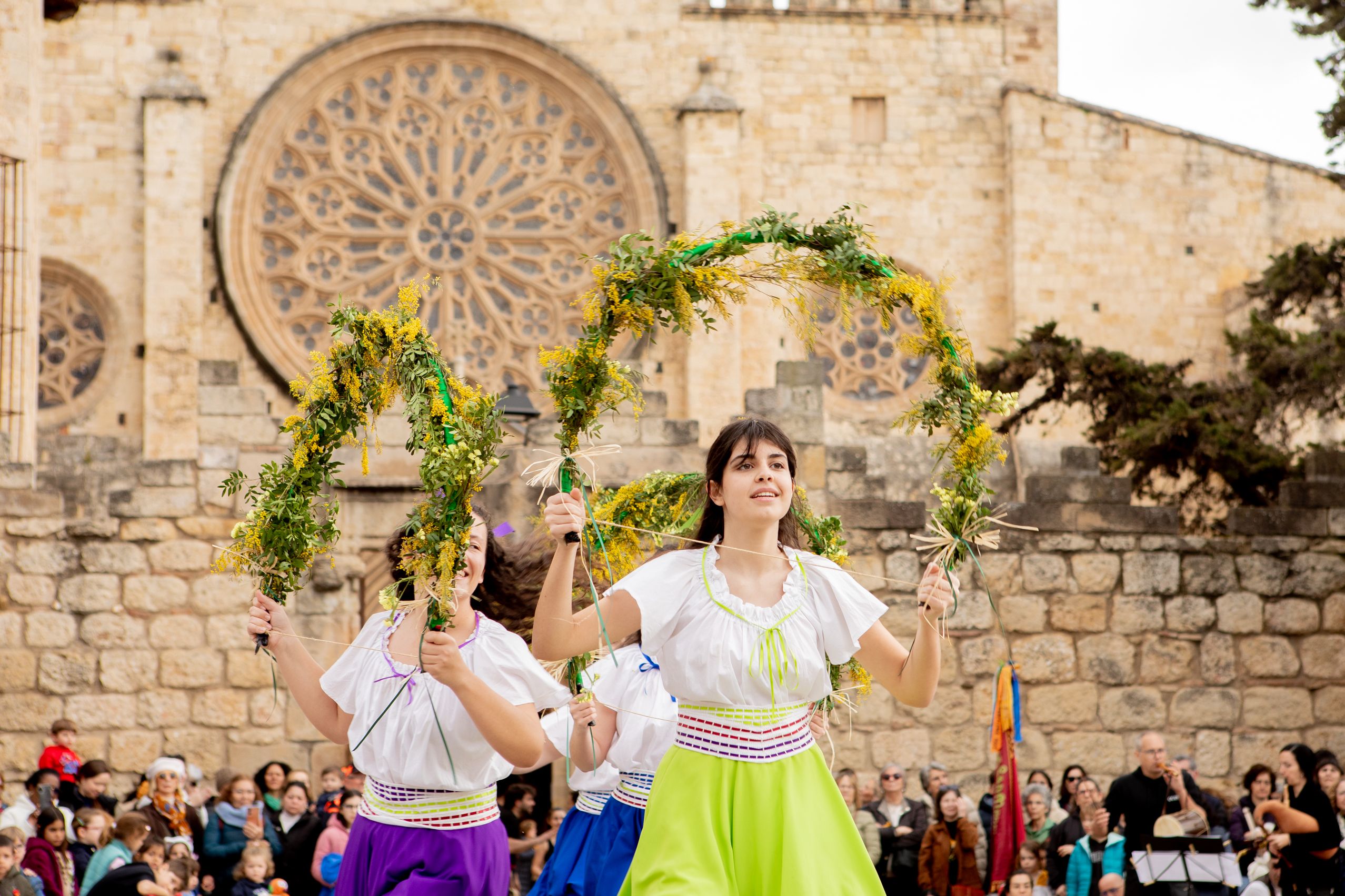 Balls de lluïment de la cultura popular FOTO: Joana Arribas (TOT Sant Cugat)
