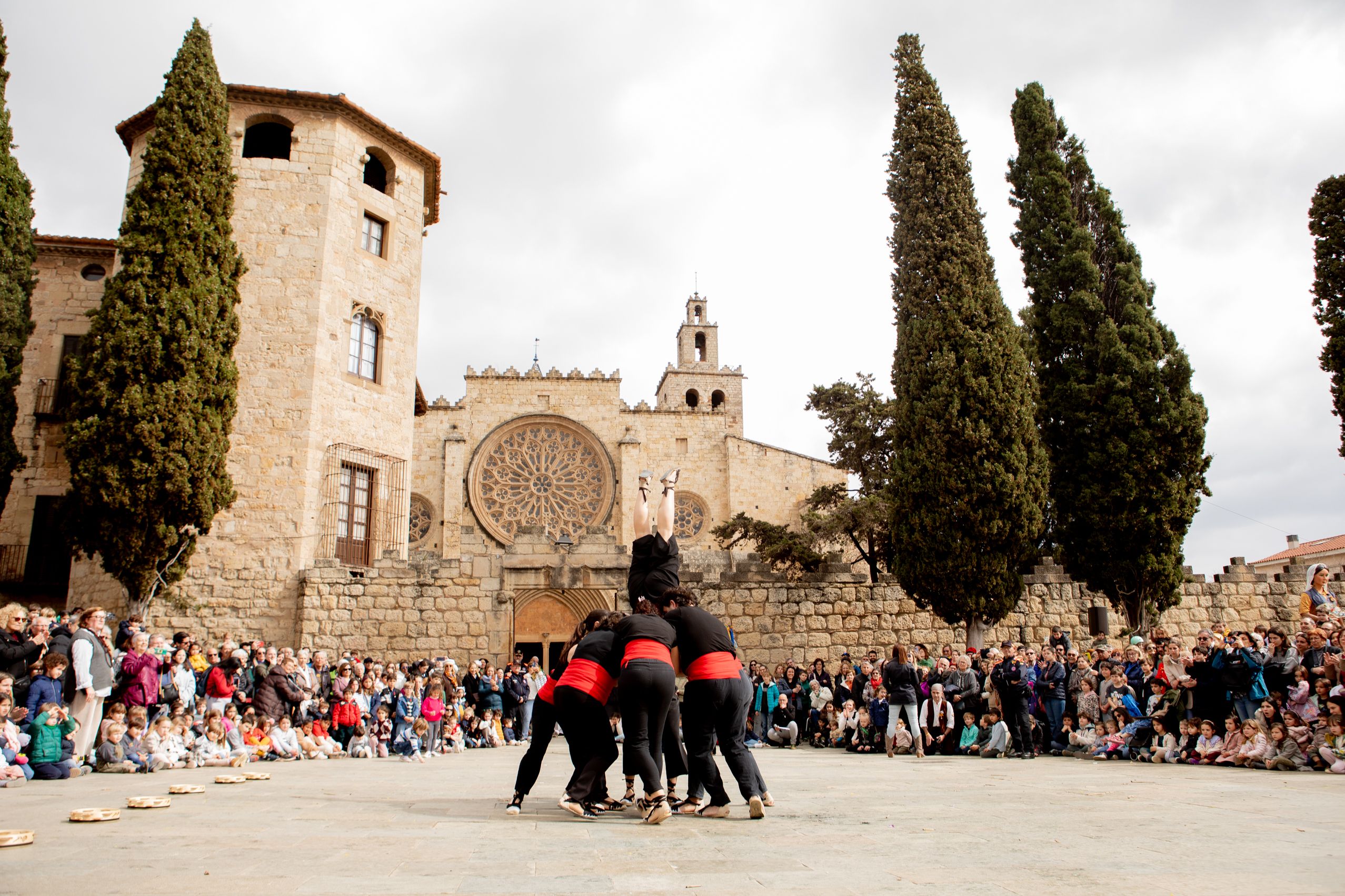 Balls de lluïment de la cultura popular FOTO: Joana Arribas (TOT Sant Cugat)